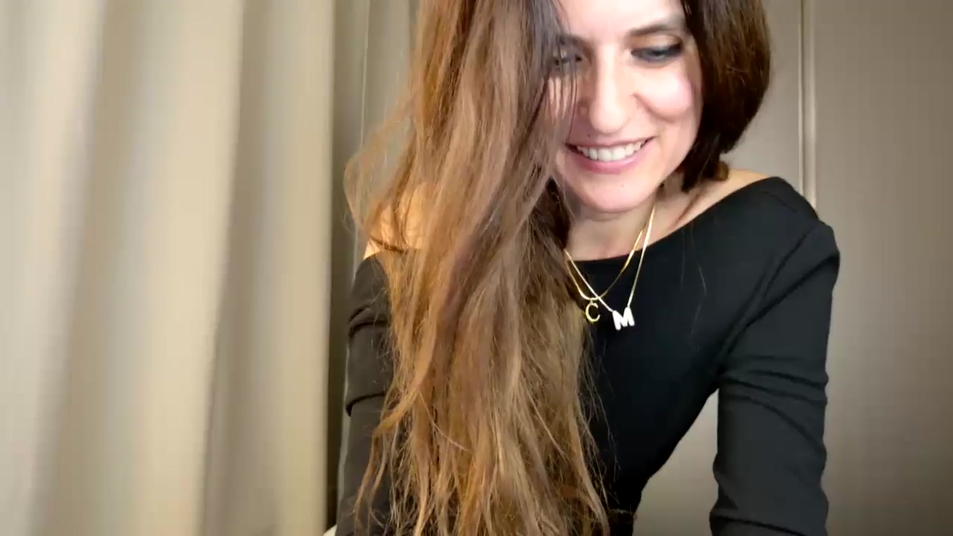 Gallery image thumbnail from DANIELLE's myfreecams stream on, 12/23/2024, 19:15 image 10 of 20
