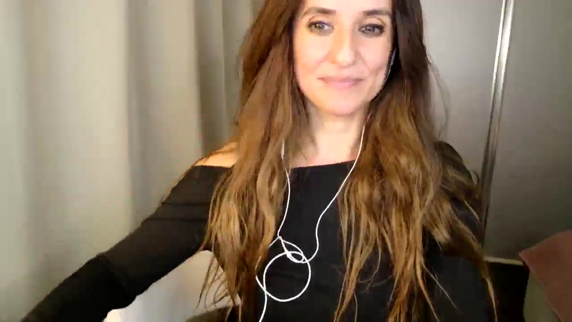 Gallery image thumbnail from DANIELLE's myfreecams stream on, 12/23/2024, 20:27 image 20 of 20