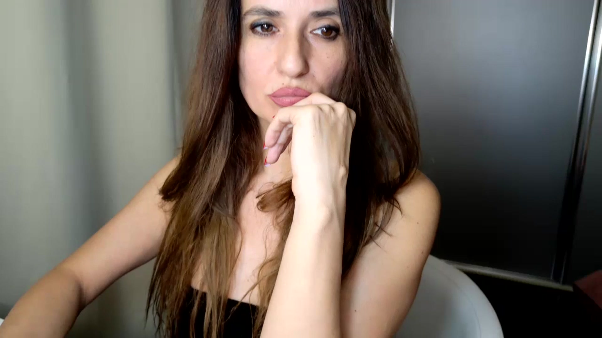 Gallery image thumbnail from DANIELLE's myfreecams stream on, 12/28/2024, 14:32 image 2 of 20