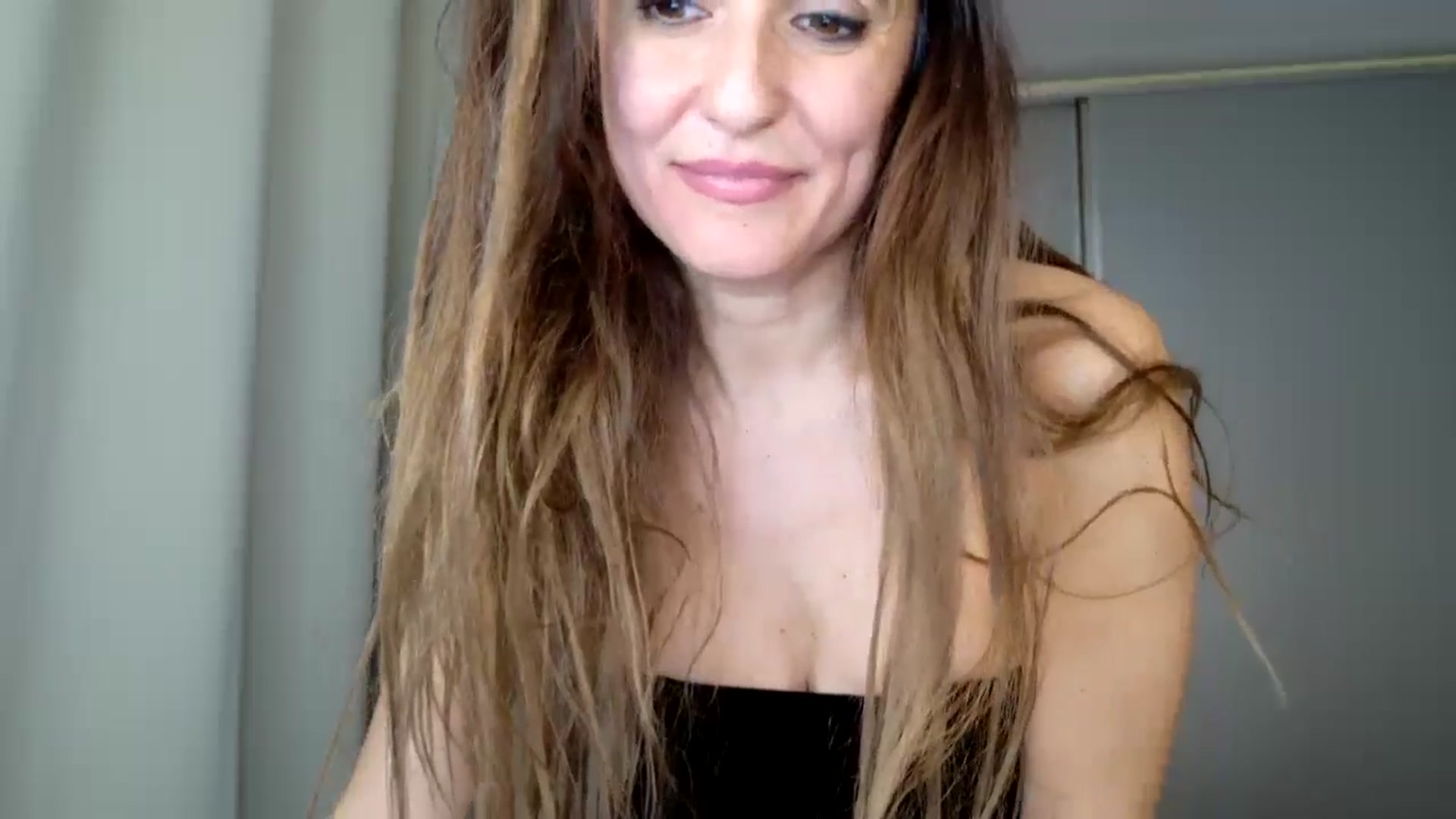 Gallery image thumbnail from DANIELLE's myfreecams stream on, 12/28/2024, 15:31 image 8 of 20