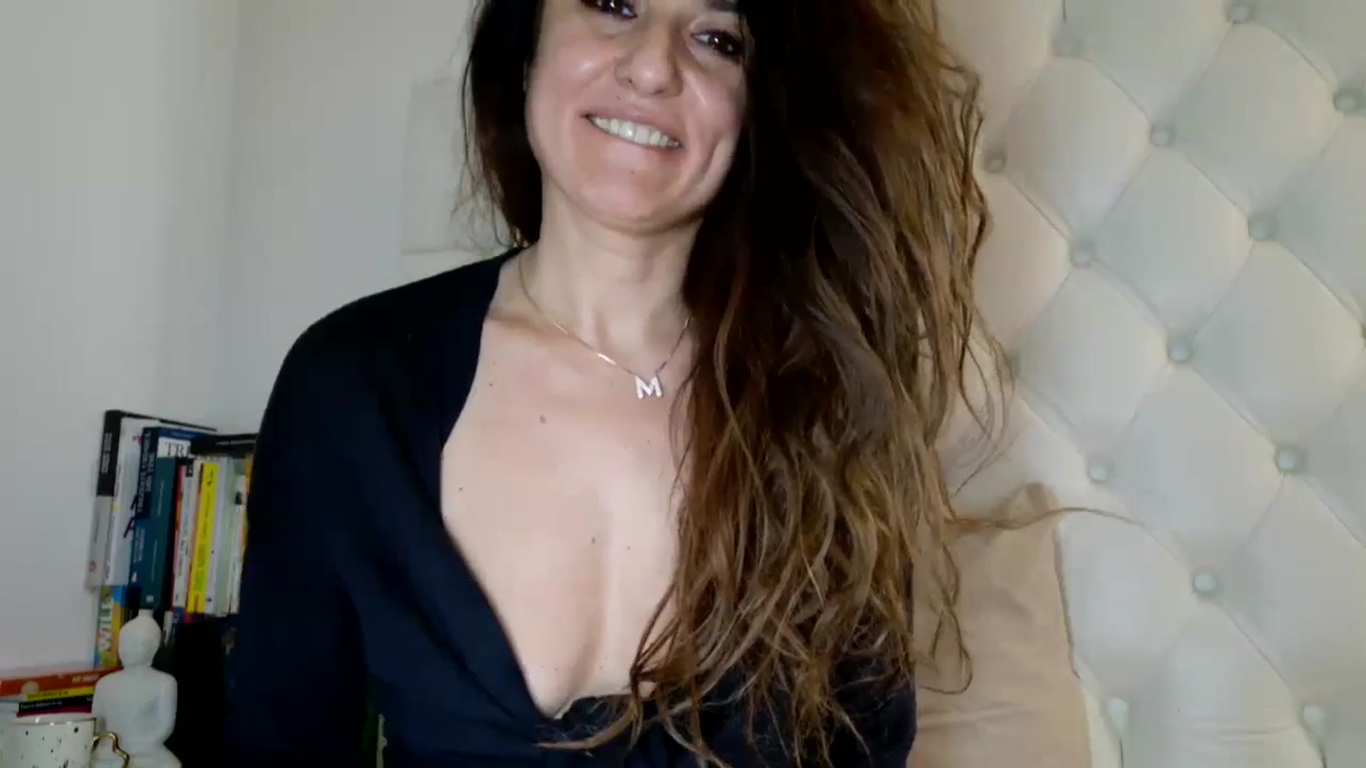 Gallery image thumbnail from DANIELLE's myfreecams stream on, 12/31/2024, 07:19 image 4 of 20