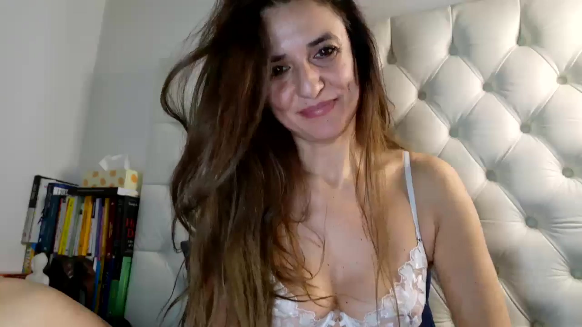 Gallery image thumbnail from DANIELLE's myfreecams stream on, 01/17/2025, 10:47 image 15 of 20