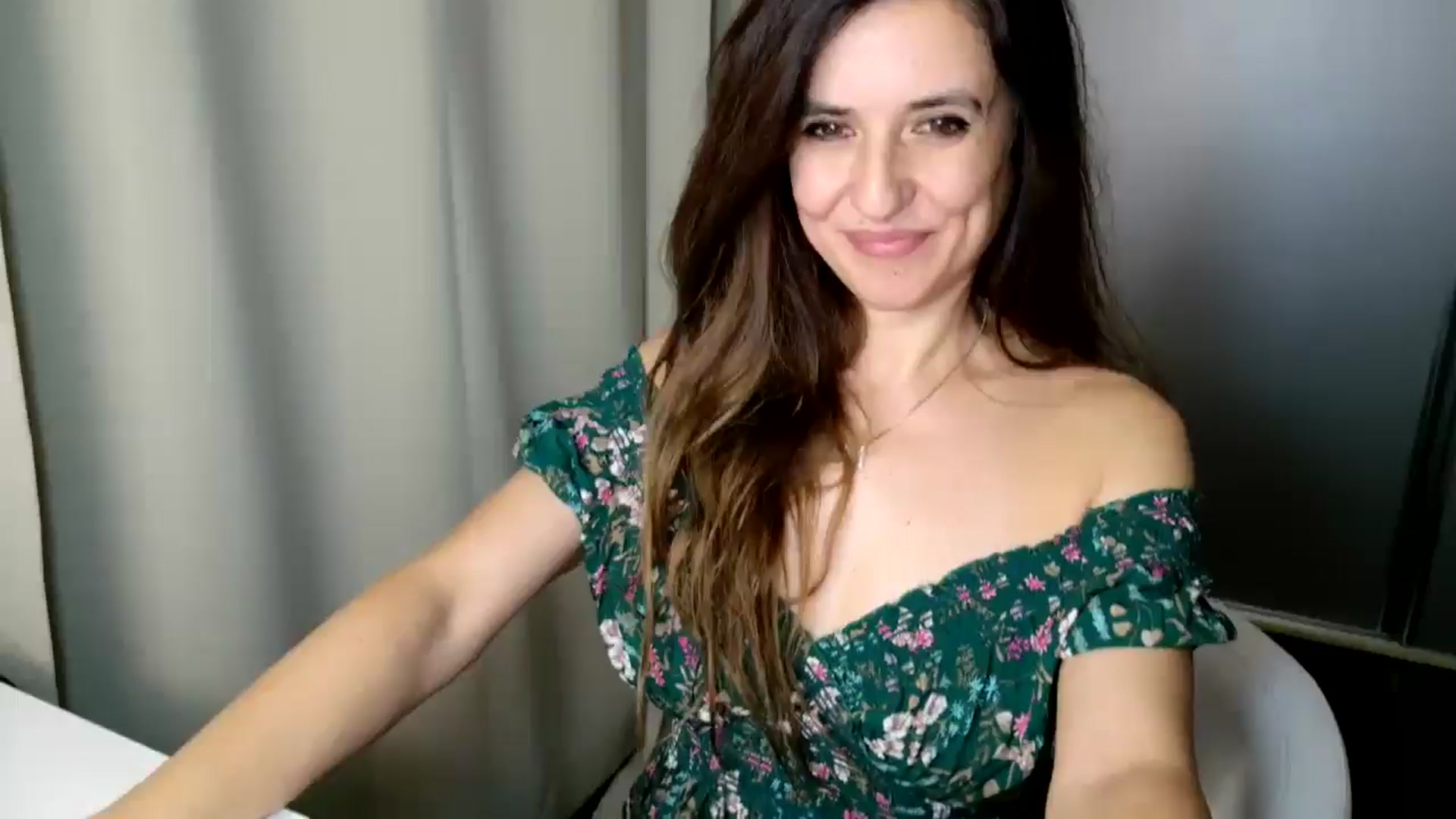 Gallery image thumbnail from DANIELLE's myfreecams stream on, 01/18/2025, 05:54 image 5 of 20