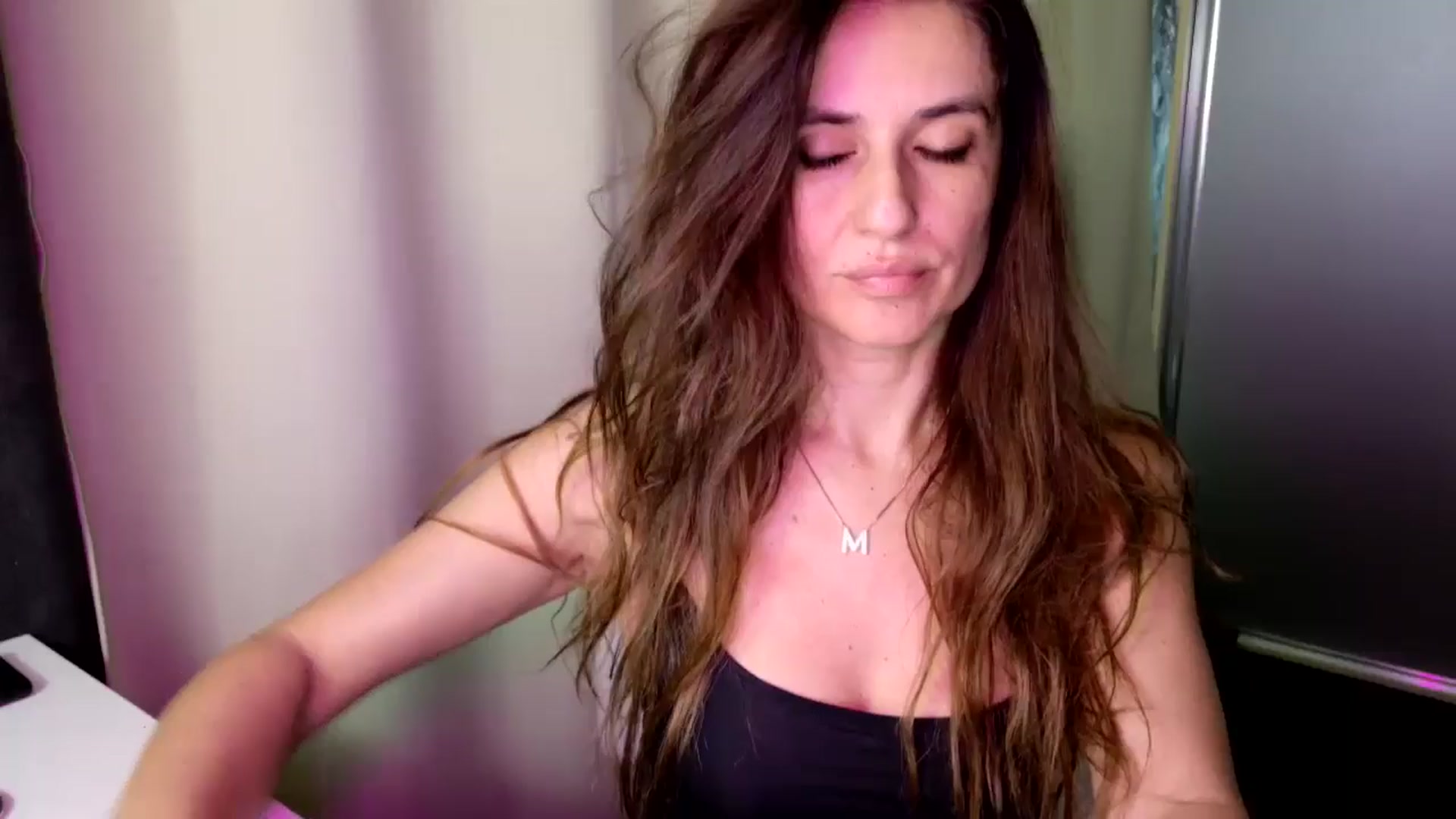 Gallery image thumbnail from DANIELLE's myfreecams stream on, 01/19/2025, 09:48 image 1 of 20