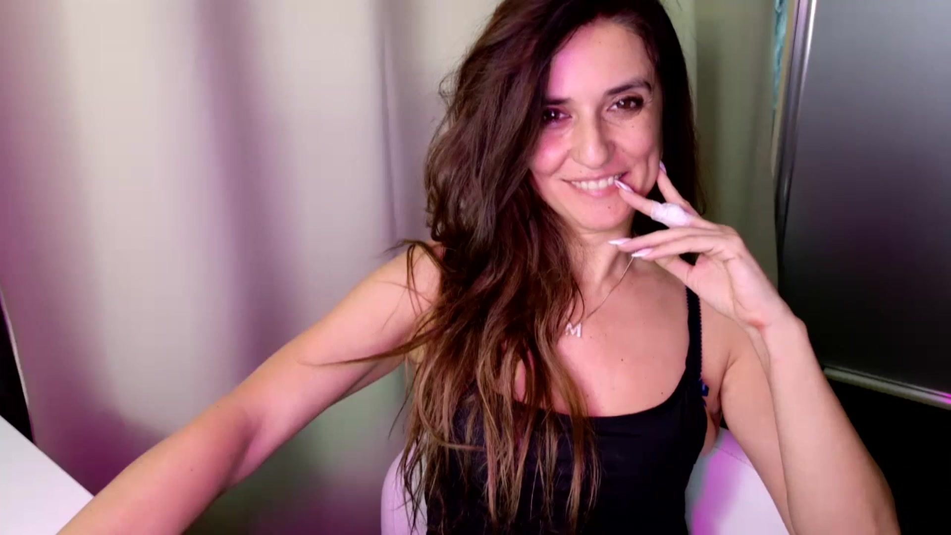 Gallery image thumbnail from DANIELLE's myfreecams stream on, 01/19/2025, 09:48 image 9 of 20