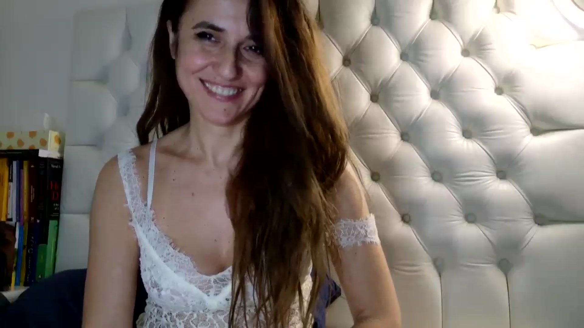 Gallery image thumbnail from DANIELLE's myfreecams stream on, 01/20/2025, 08:37 image 6 of 20