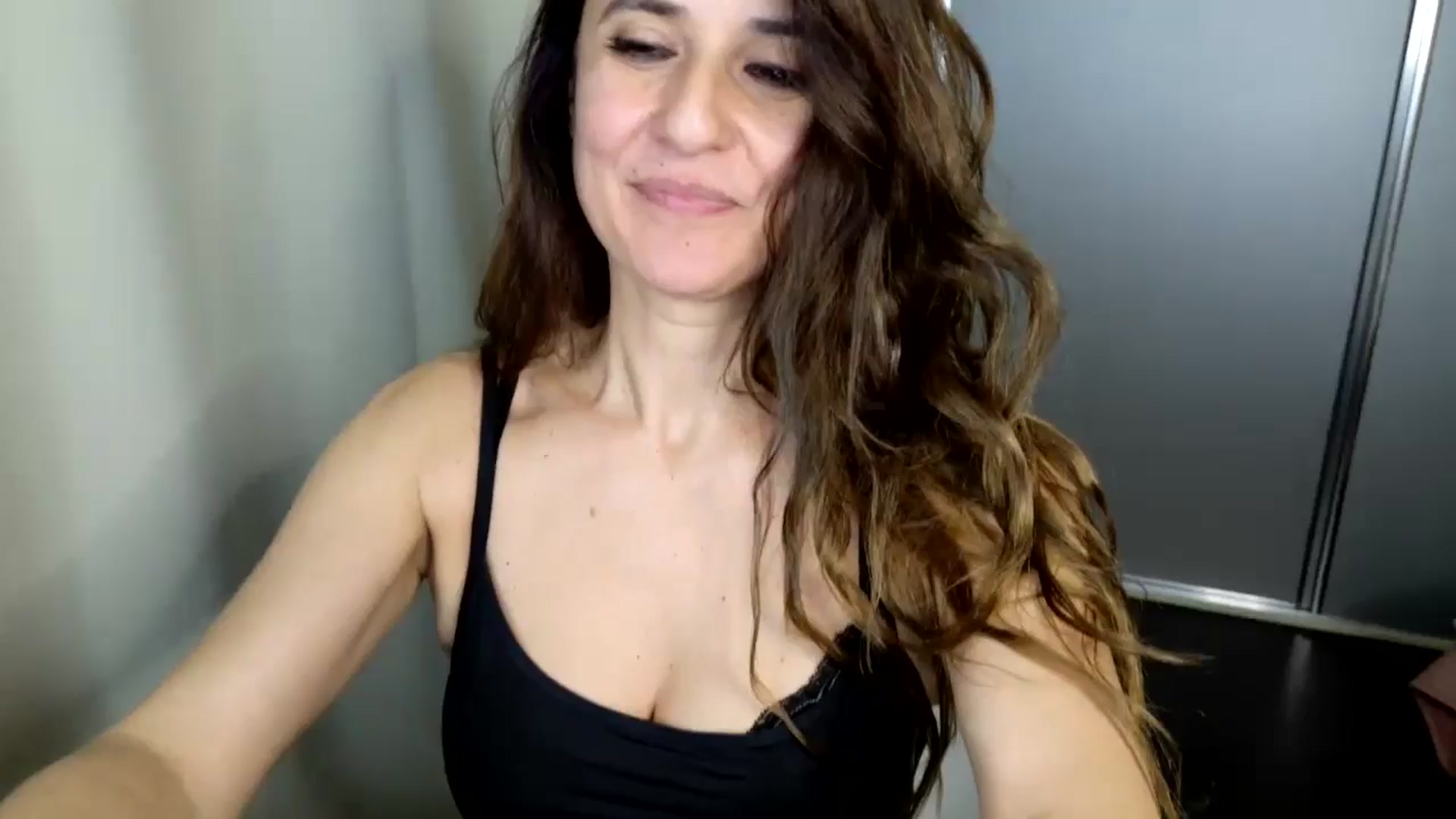 Gallery image thumbnail from DANIELLE's myfreecams stream on, 01/22/2025, 08:55 image 1 of 20