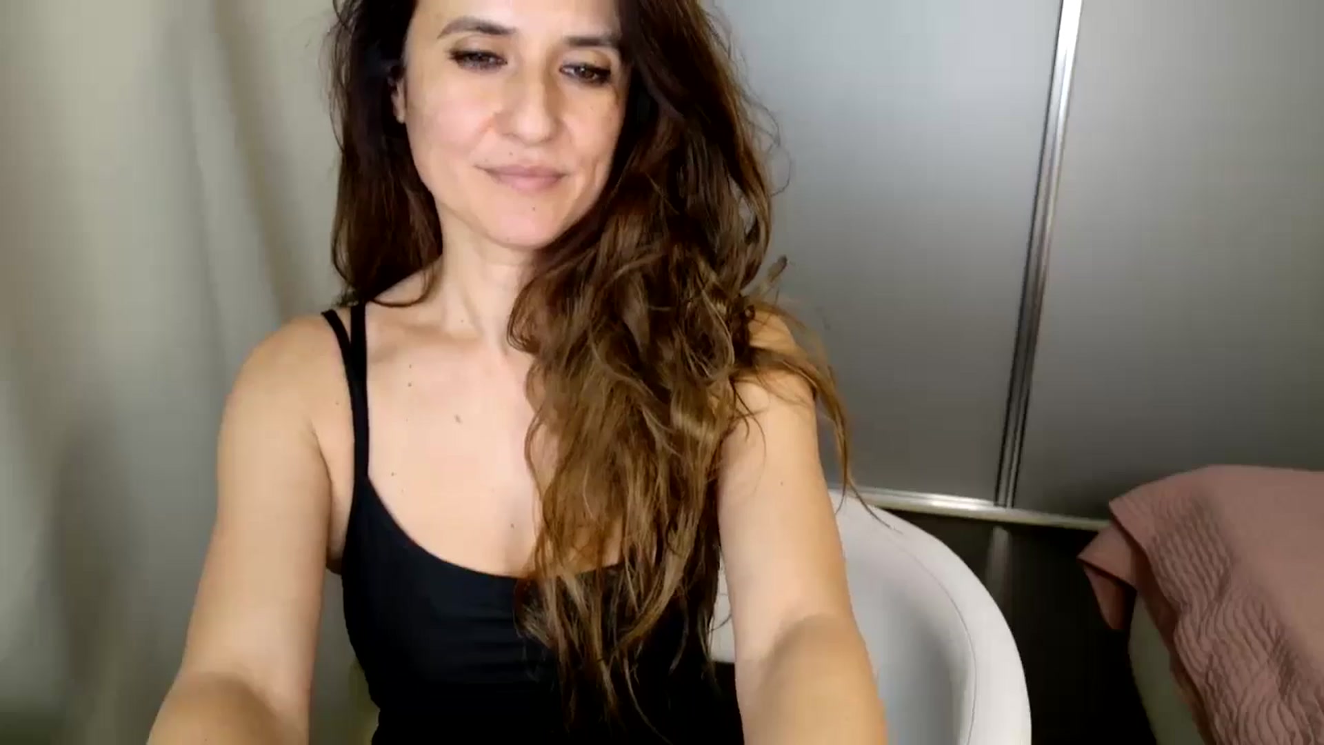 Gallery image thumbnail from DANIELLE's myfreecams stream on, 01/22/2025, 08:55 image 5 of 20