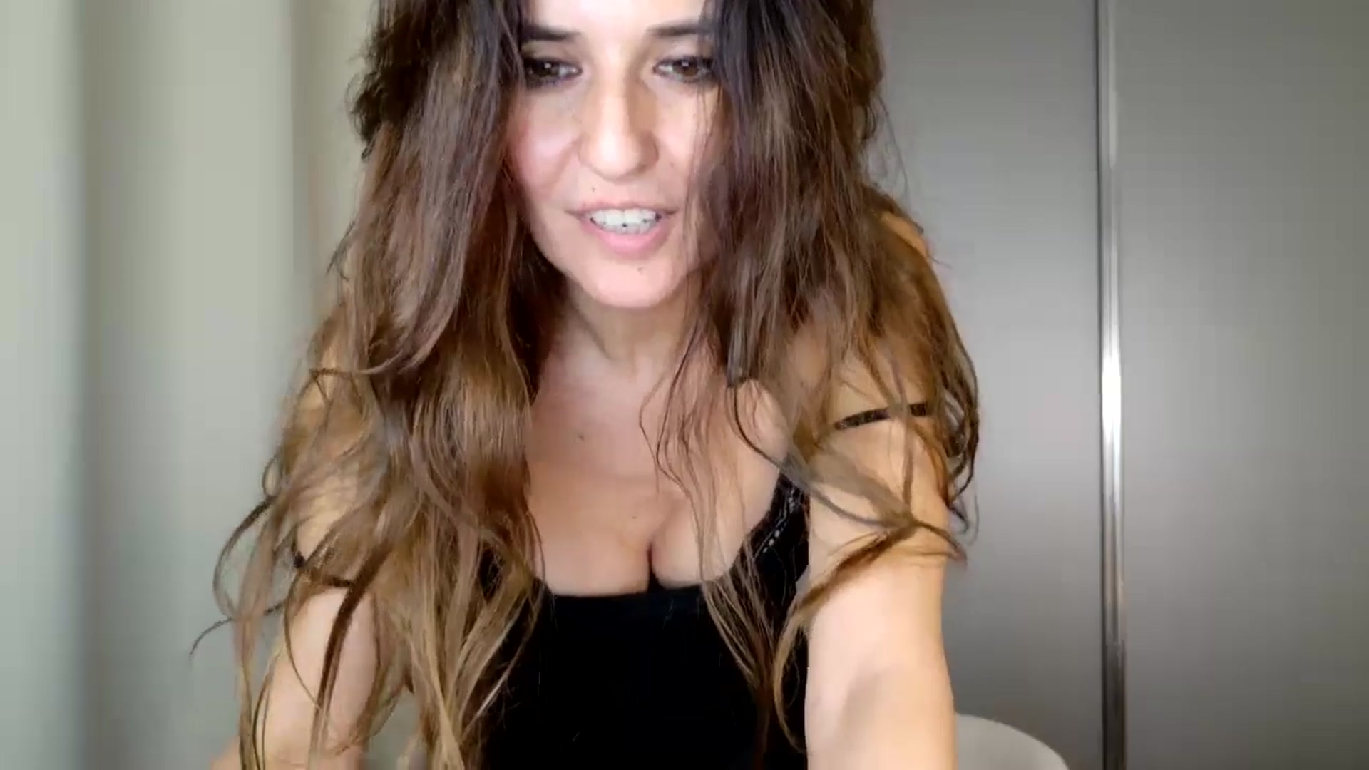 Gallery image thumbnail from DANIELLE's myfreecams stream on, 01/22/2025, 08:55 image 17 of 20
