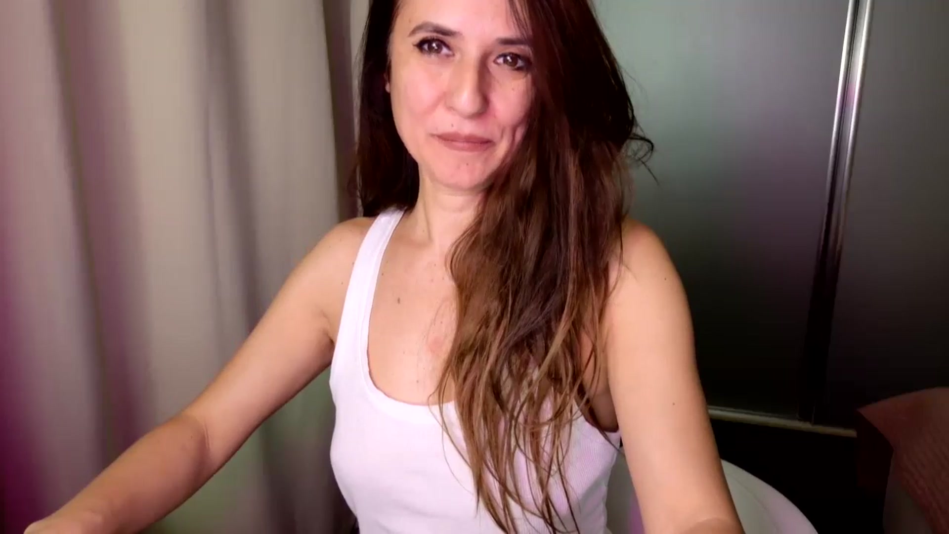 Gallery image thumbnail from DANIELLE's myfreecams stream on, 01/24/2025, 04:59 image 5 of 20
