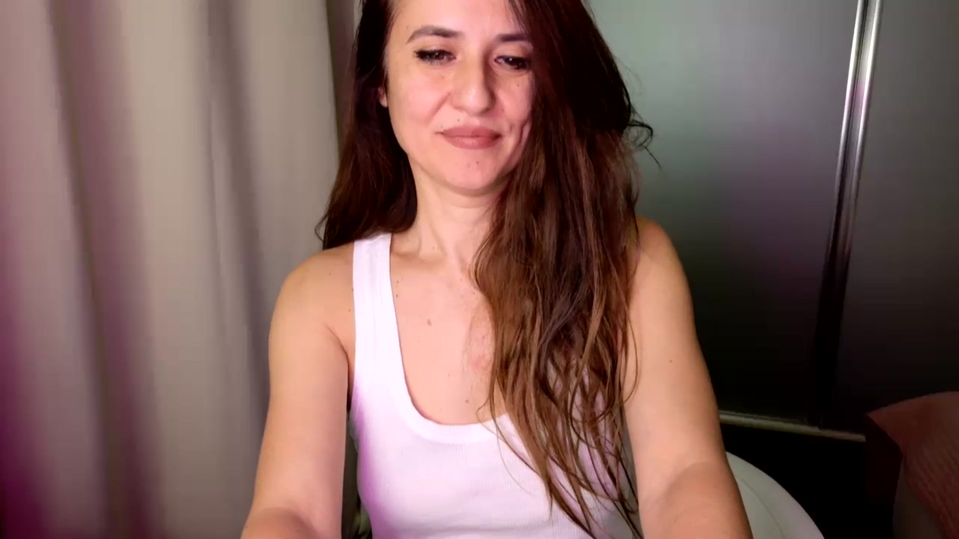 Gallery image thumbnail from DANIELLE's myfreecams stream on, 01/24/2025, 04:59 image 6 of 20