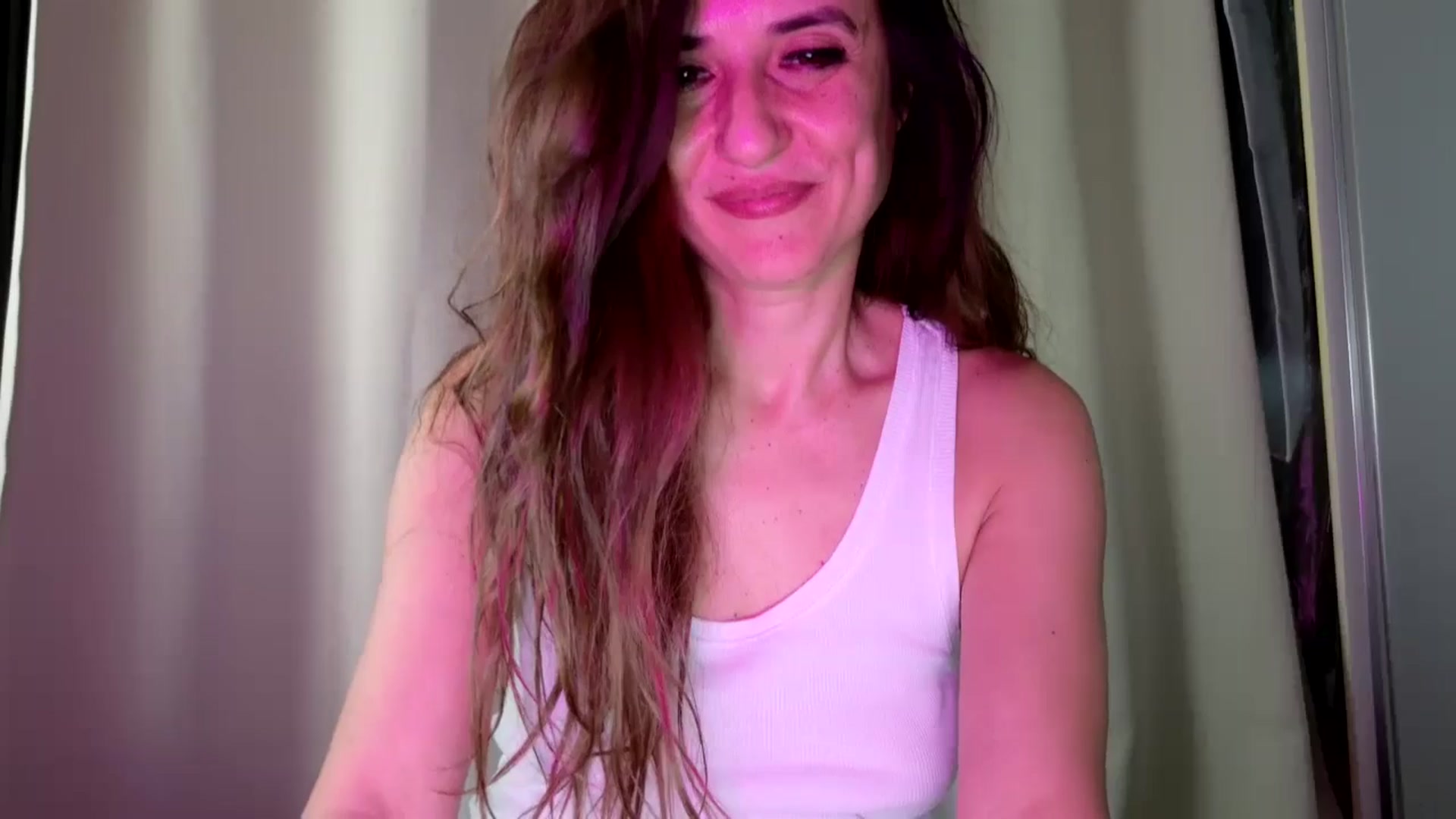 Gallery image thumbnail from DANIELLE's myfreecams stream on, 01/24/2025, 06:49 image 9 of 20