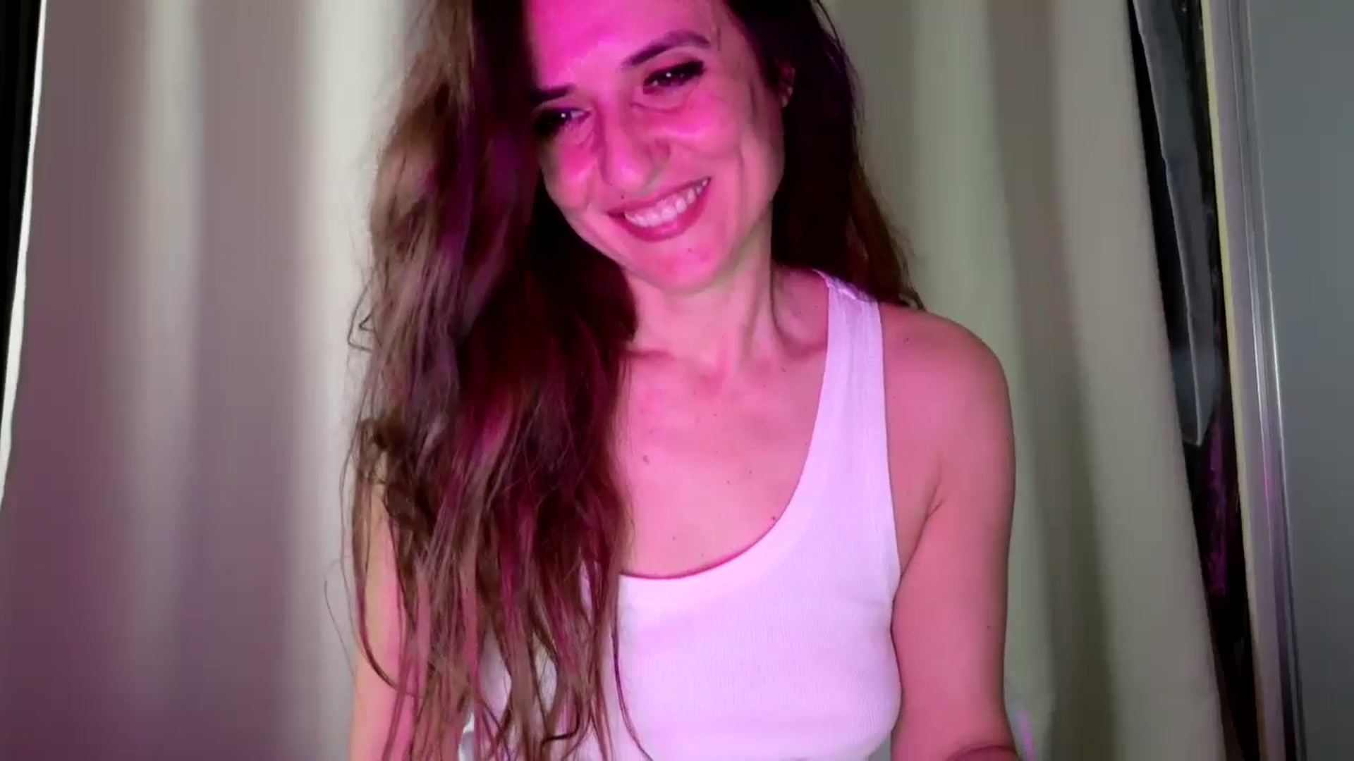 Gallery image thumbnail from DANIELLE's myfreecams stream on, 01/24/2025, 06:49 image 6 of 20