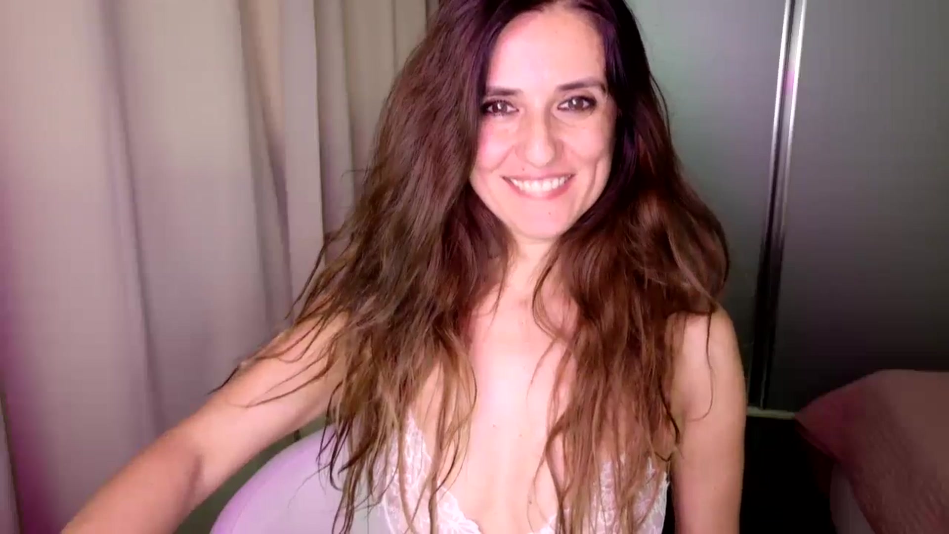 Gallery image thumbnail from DANIELLE's myfreecams stream on, 01/25/2025, 08:24 image 6 of 20