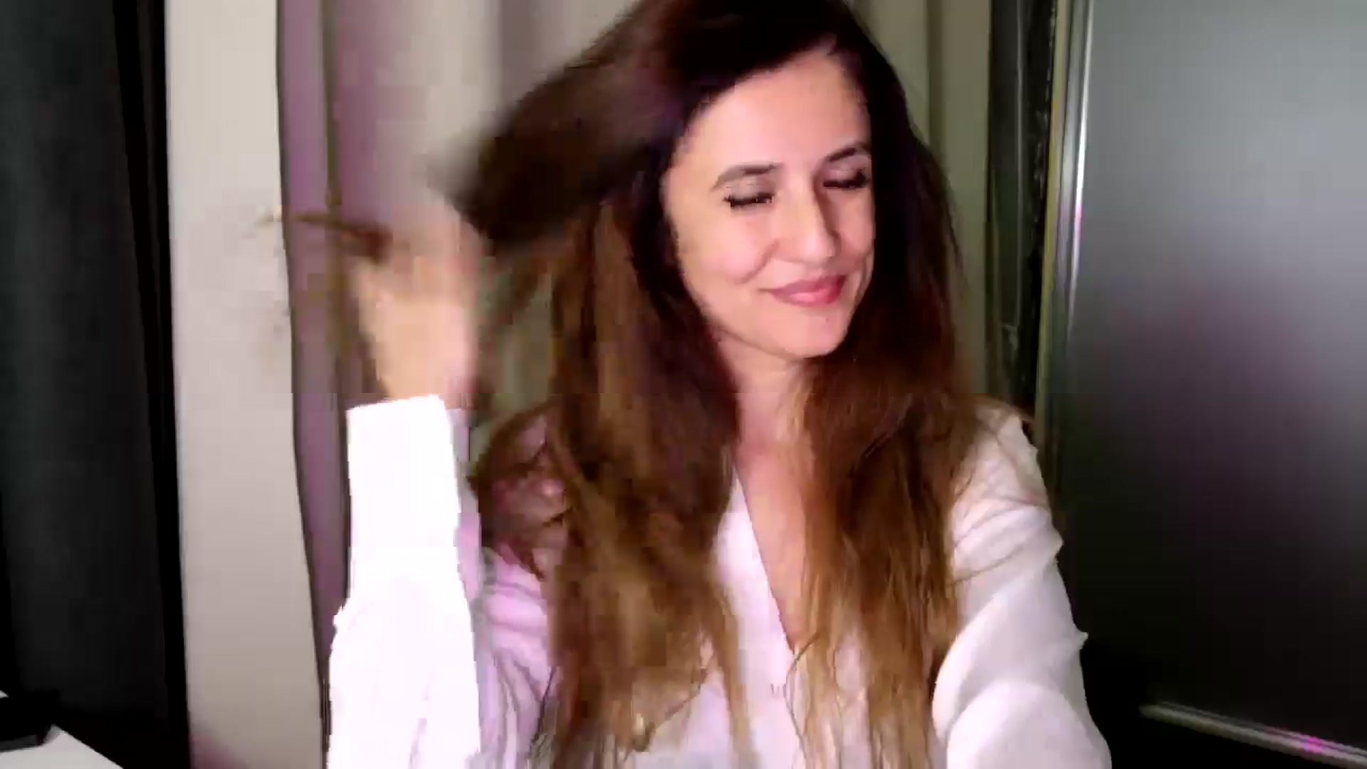 Gallery image thumbnail from DANIELLE's myfreecams stream on, 01/26/2025, 04:49 image 9 of 20