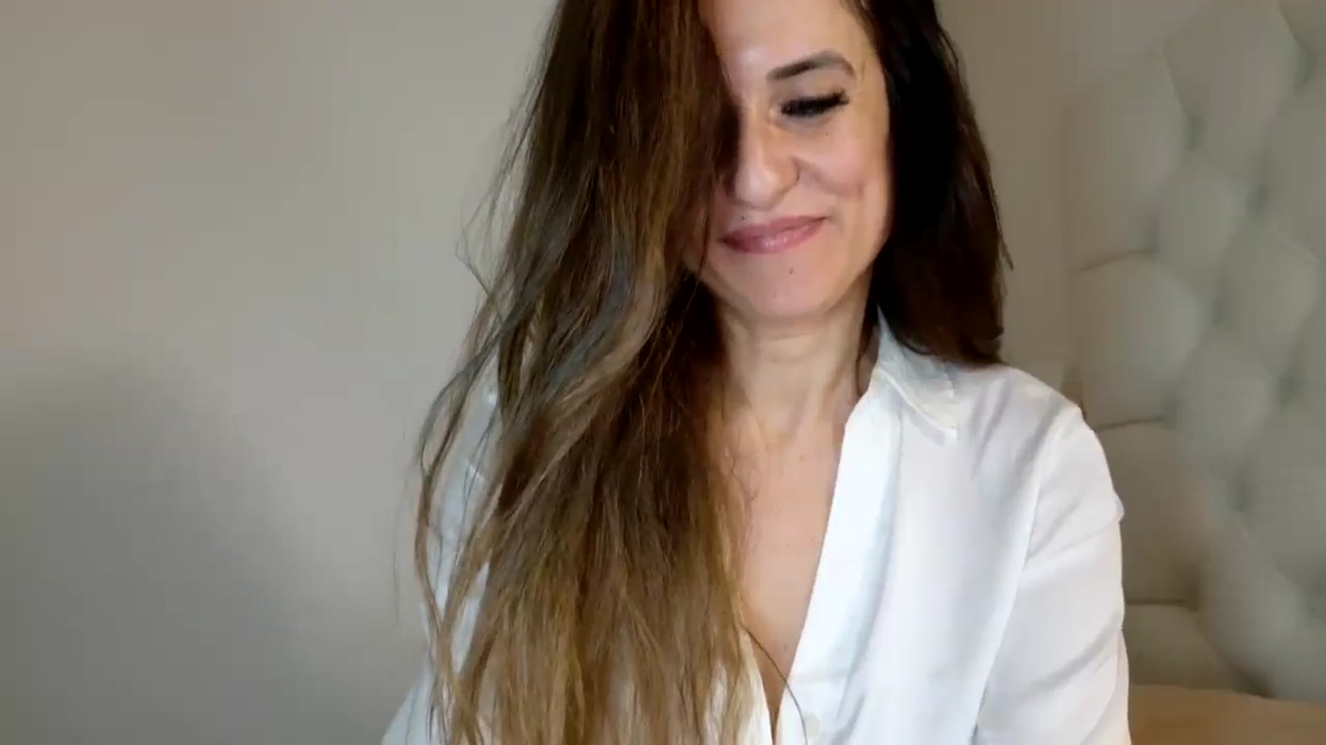 Gallery image thumbnail from DANIELLE's myfreecams stream on, 01/26/2025, 05:35 image 15 of 20