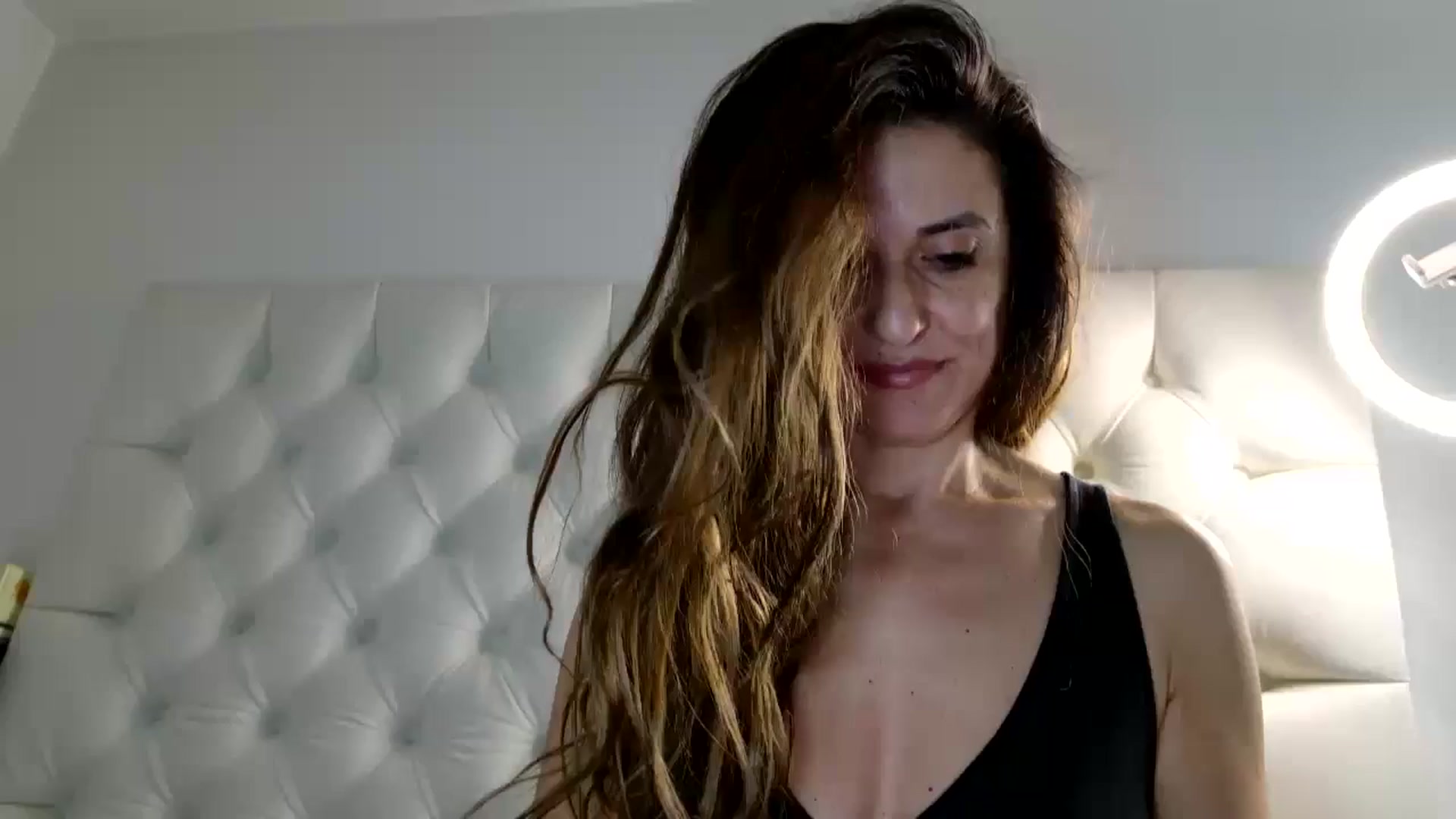 Gallery image thumbnail from DANIELLE's myfreecams stream on, 01/29/2025, 08:49 image 7 of 20