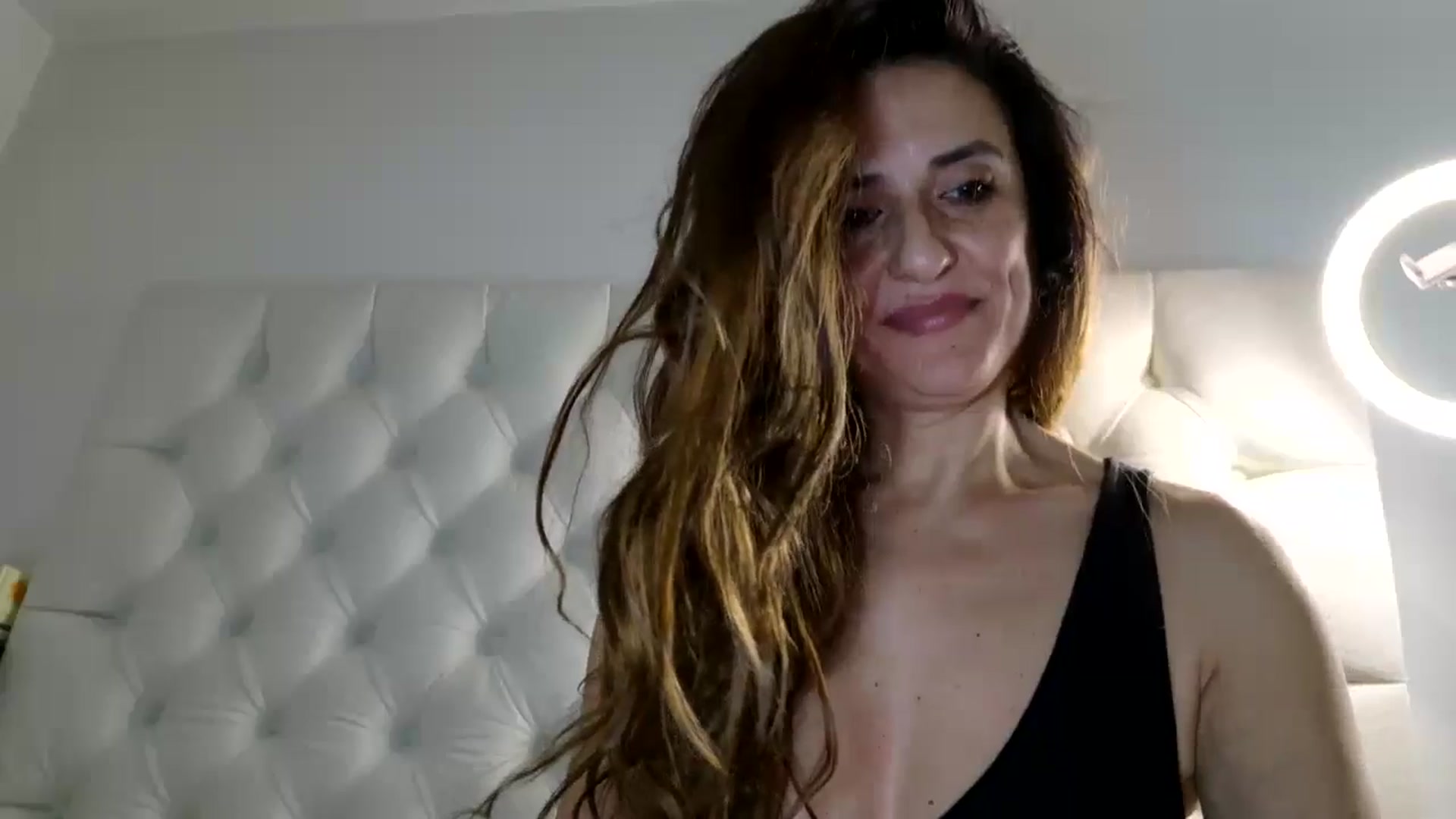 Gallery image thumbnail from DANIELLE's myfreecams stream on, 01/29/2025, 08:49 image 4 of 20