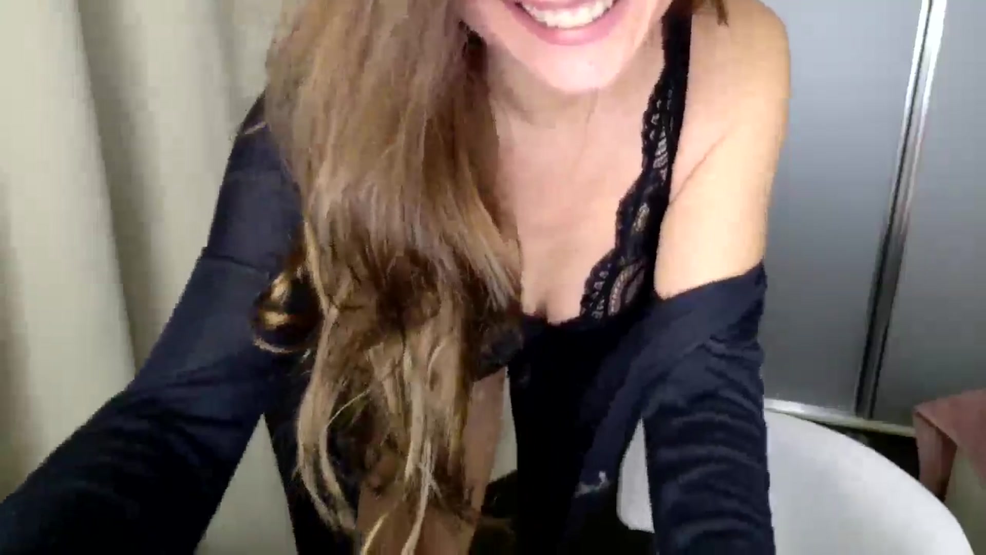 Gallery image thumbnail from DANIELLE's myfreecams stream on, 02/10/2025, 05:30 image 9 of 20
