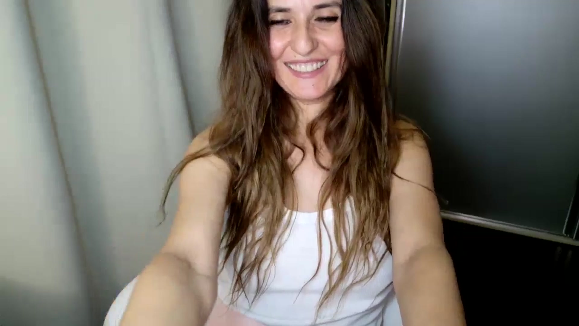 Gallery image thumbnail from DANIELLE's myfreecams stream on, 02/19/2025, 05:27 image 10 of 20