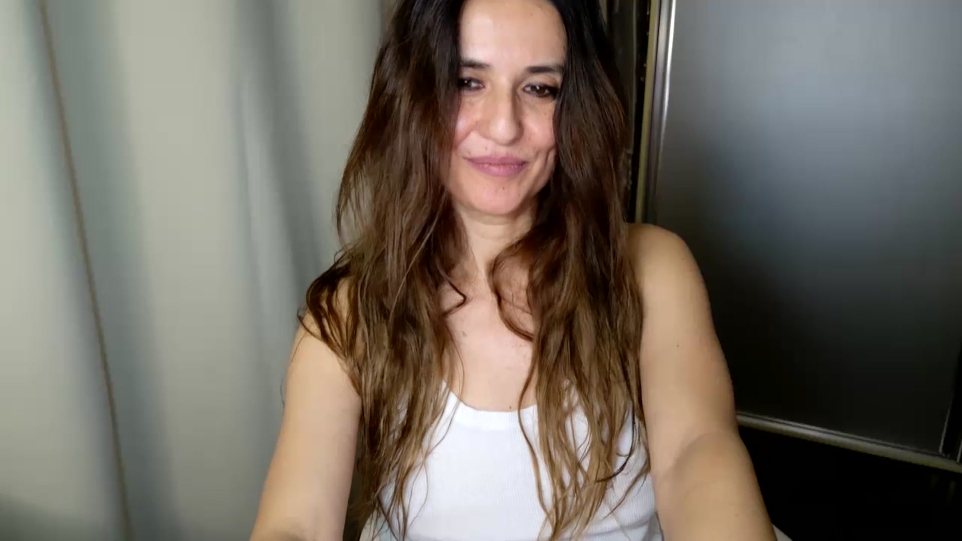 Gallery image thumbnail from DANIELLE's myfreecams stream on, 02/19/2025, 05:27 image 5 of 20
