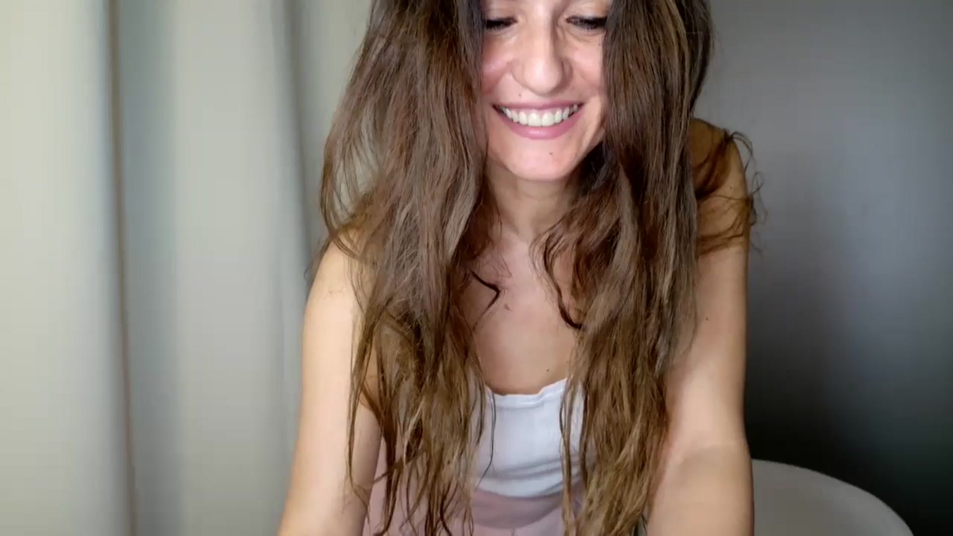 Gallery image thumbnail from DANIELLE's myfreecams stream on, 02/19/2025, 05:27 image 12 of 20