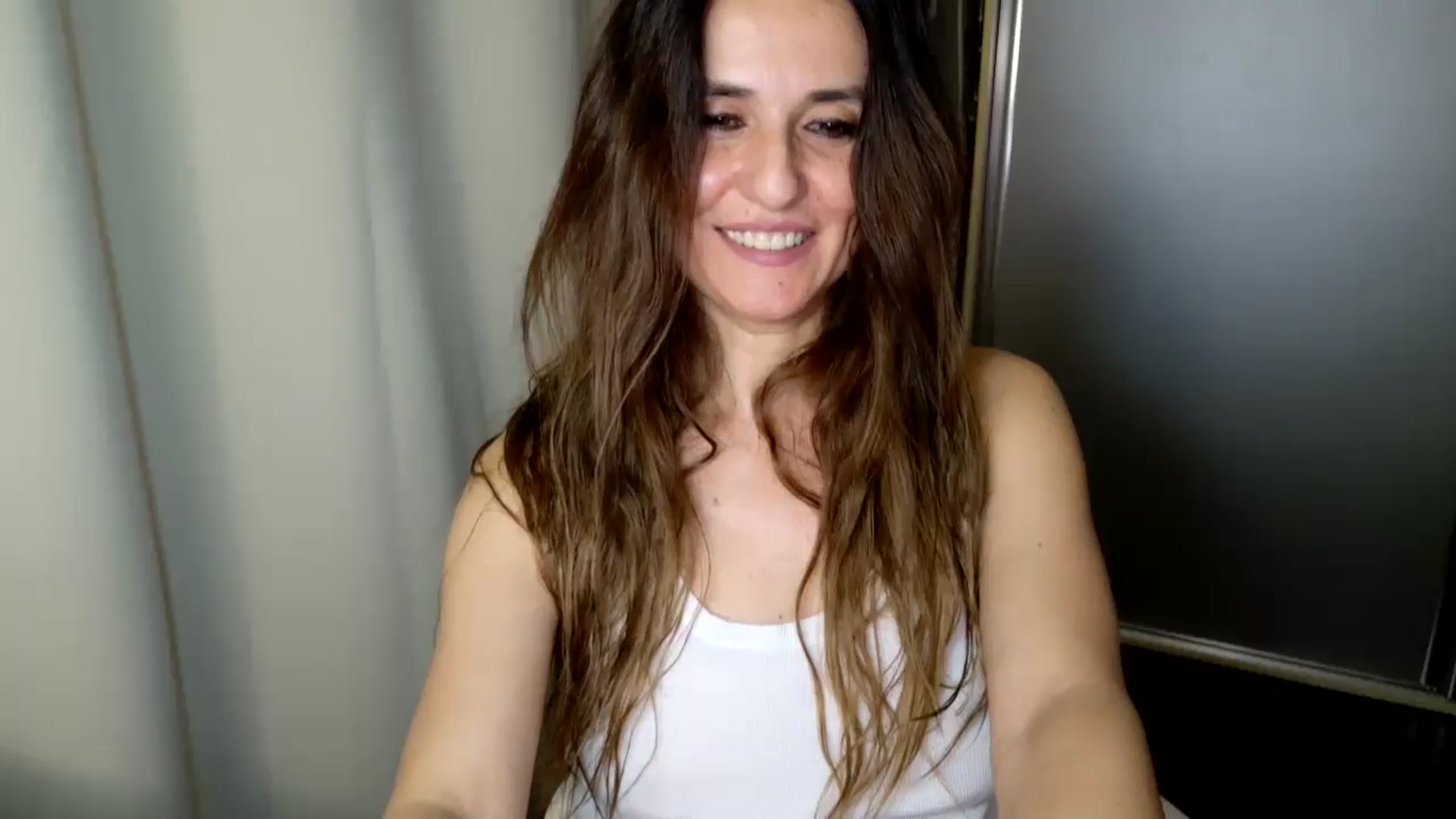 Gallery image thumbnail from DANIELLE's myfreecams stream on, 02/19/2025, 05:27 image 3 of 20