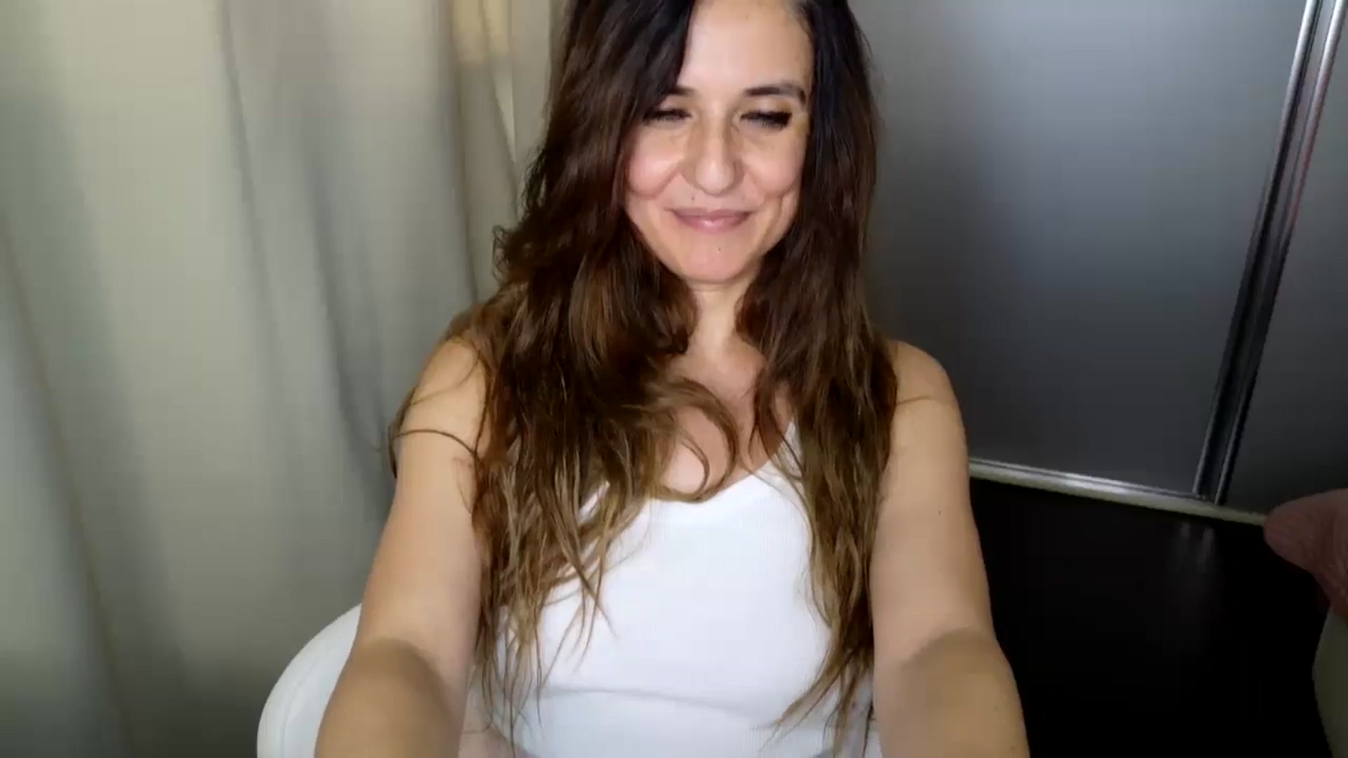 Gallery image thumbnail from DANIELLE's myfreecams stream on, 02/19/2025, 08:50 image 14 of 20