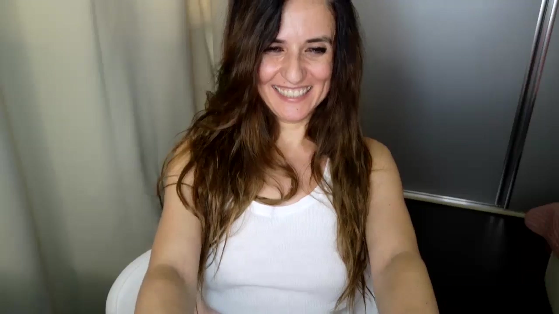 Gallery image thumbnail from DANIELLE's myfreecams stream on, 02/19/2025, 08:50 image 10 of 20