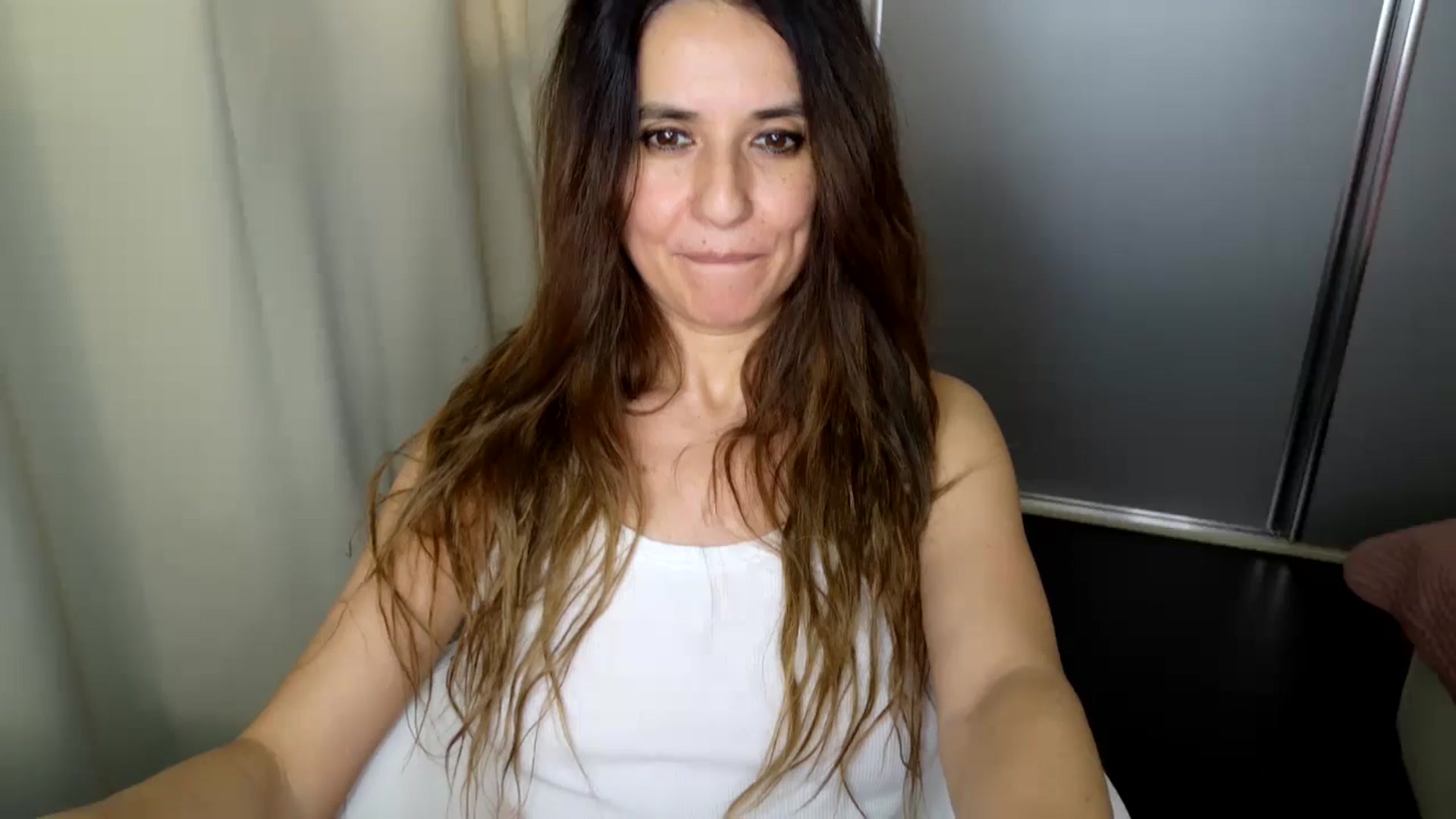 Gallery image thumbnail from DANIELLE's myfreecams stream on, 02/19/2025, 08:50 image 2 of 20