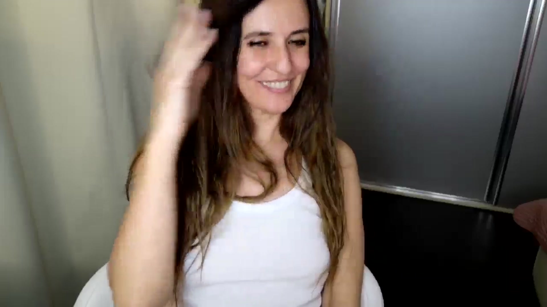 Gallery image thumbnail from DANIELLE's myfreecams stream on, 02/19/2025, 08:50 image 13 of 20