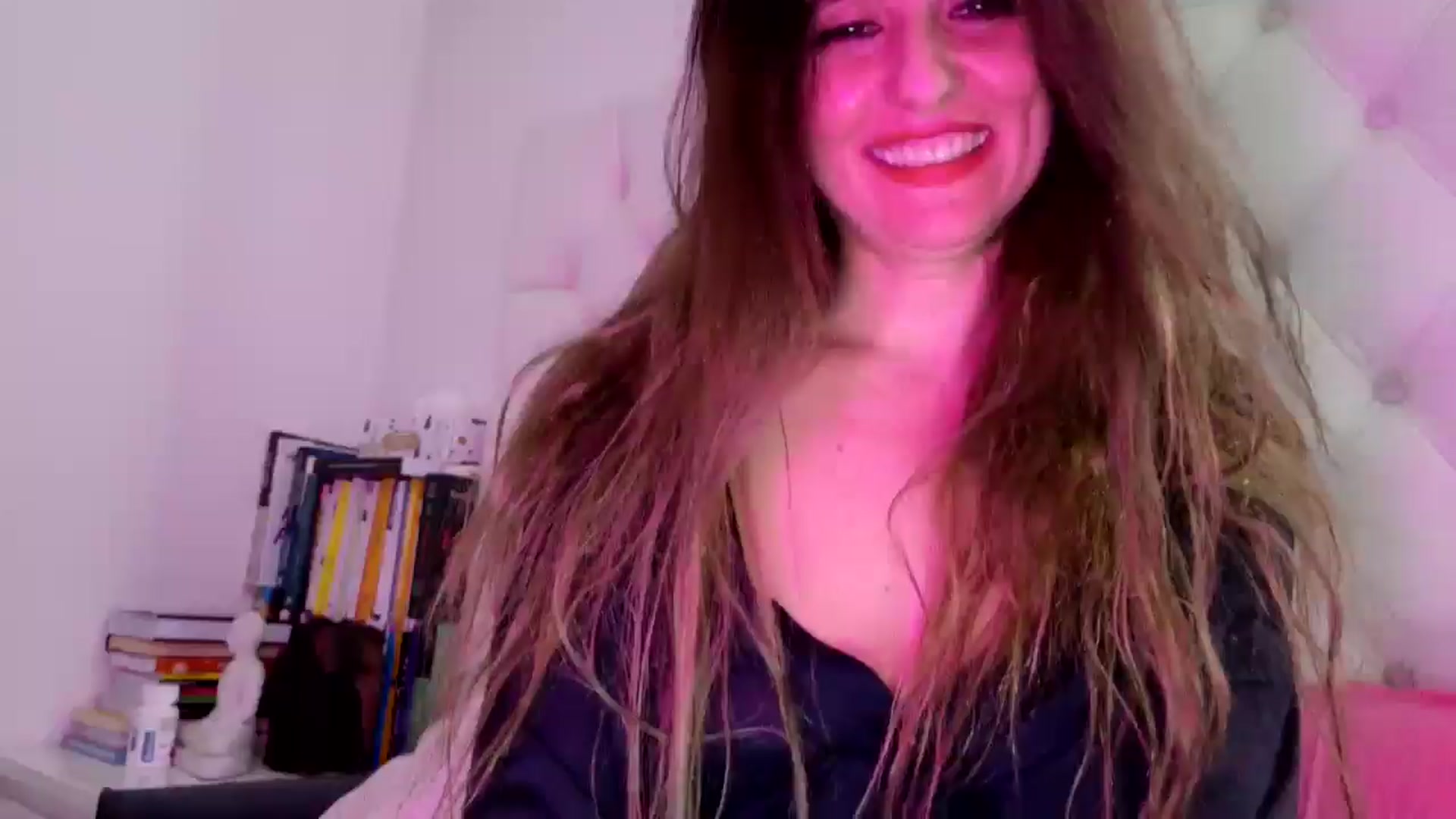 Gallery image thumbnail from DANIELLE's myfreecams stream on, 02/20/2025, 11:05 image 3 of 20