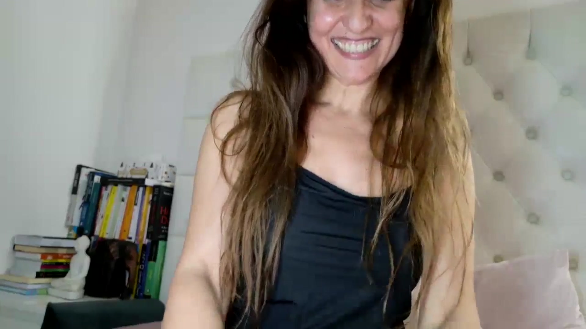 Gallery image thumbnail from DANIELLE's myfreecams stream on, 02/21/2025, 11:10 image 3 of 20