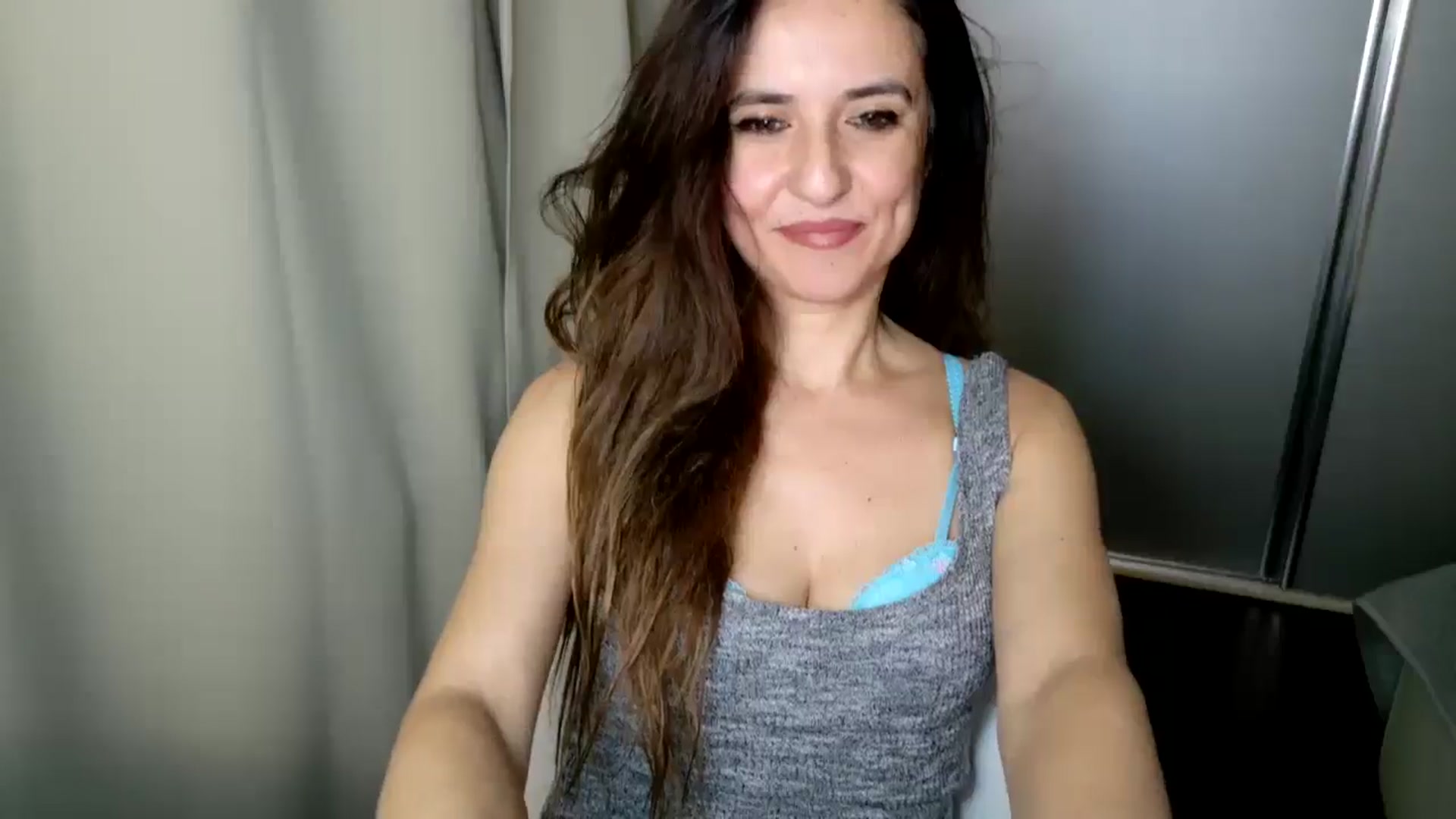 Gallery image thumbnail from DANIELLE's myfreecams stream on, 02/25/2025, 05:25 image 11 of 20