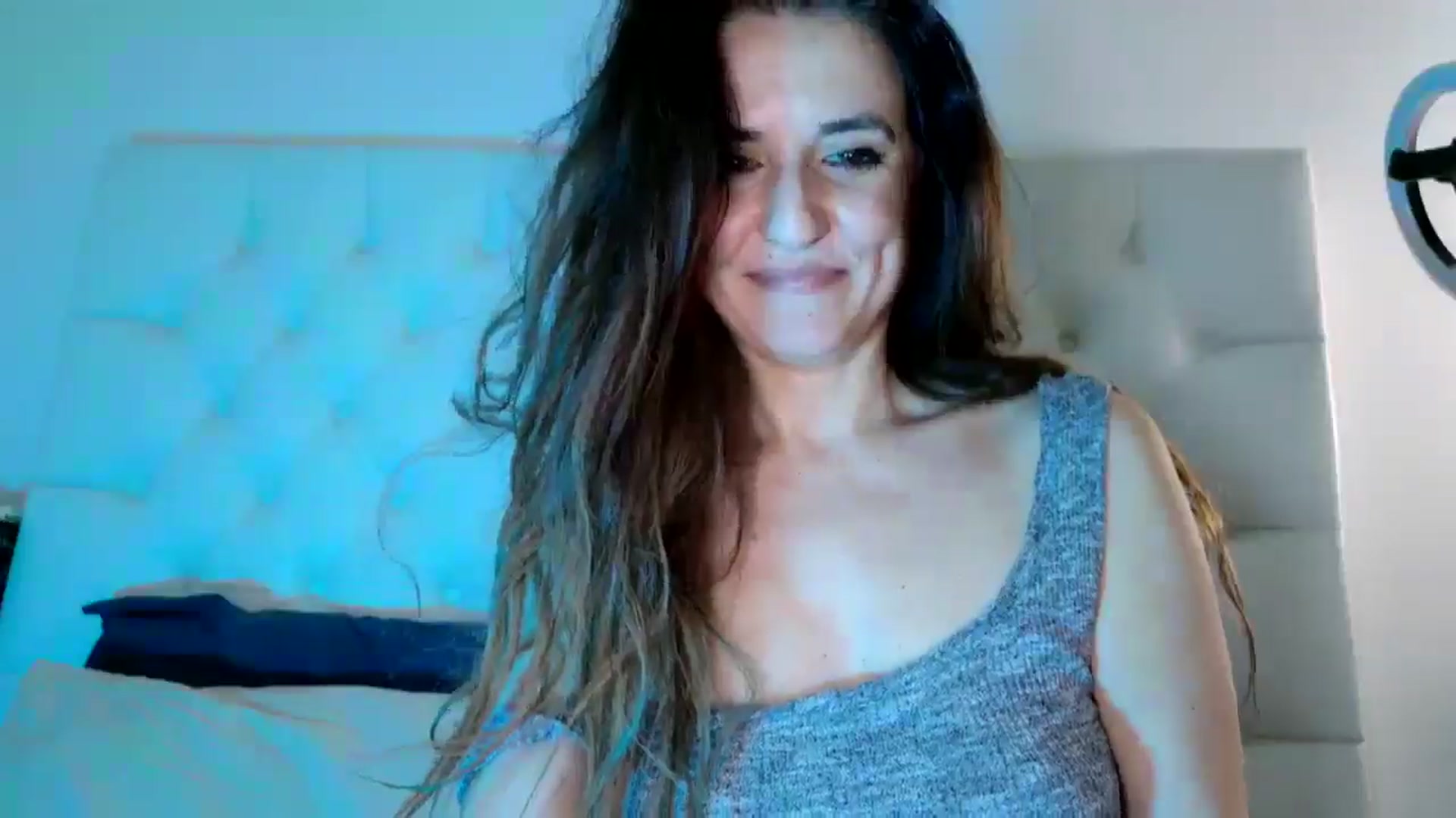 Gallery image thumbnail from DANIELLE's myfreecams stream on, 02/25/2025, 07:35 image 17 of 20