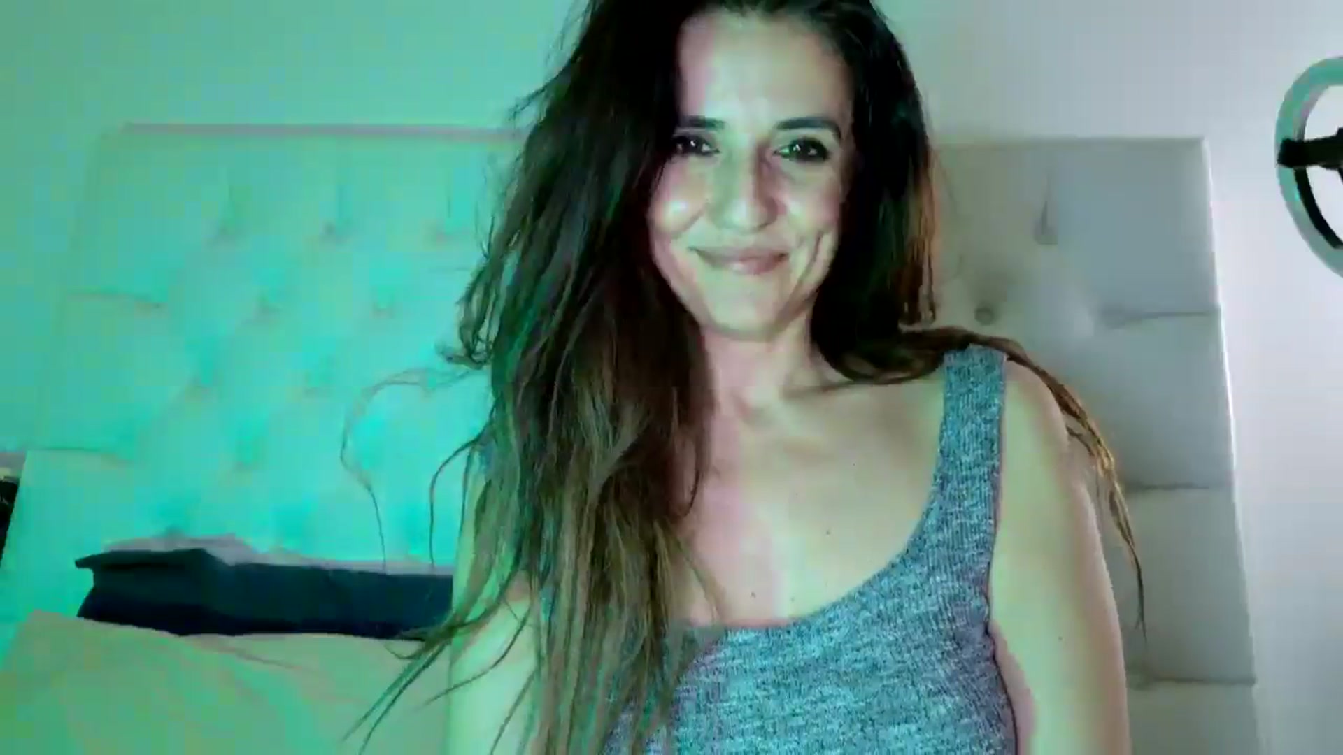 Gallery image thumbnail from DANIELLE's myfreecams stream on, 02/25/2025, 07:35 image 16 of 20