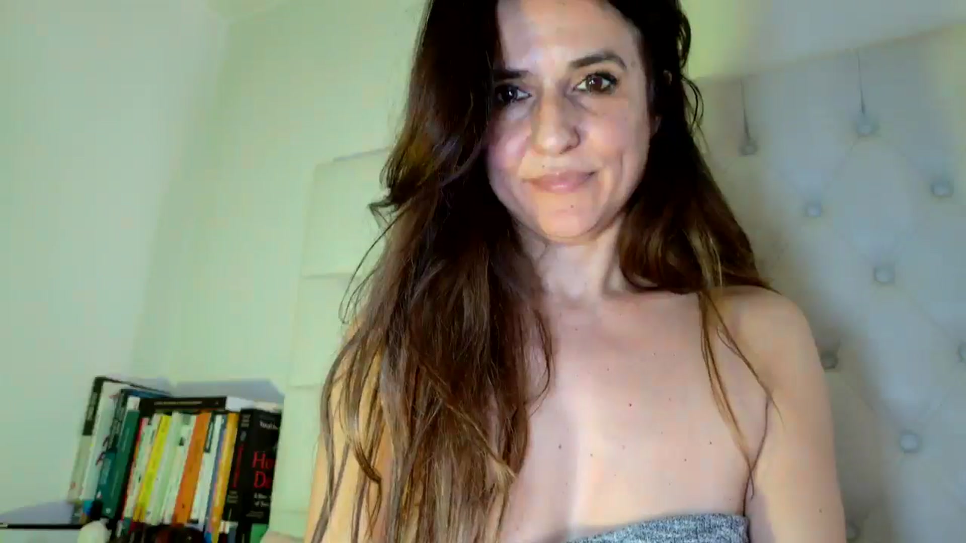 Gallery image thumbnail from DANIELLE's myfreecams stream on, 02/25/2025, 10:30 image 15 of 20