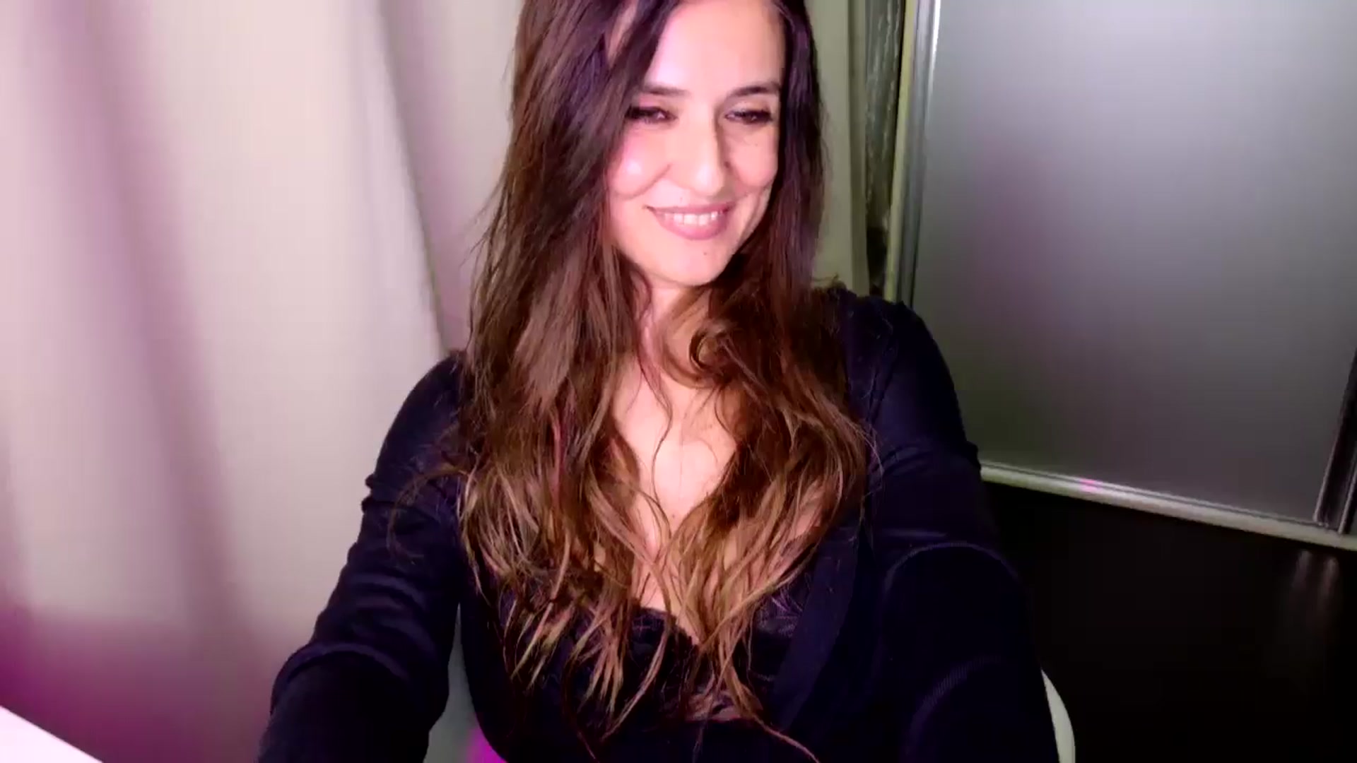 Gallery image thumbnail from DANIELLE's myfreecams stream on, 03/01/2025, 06:17 image 12 of 20