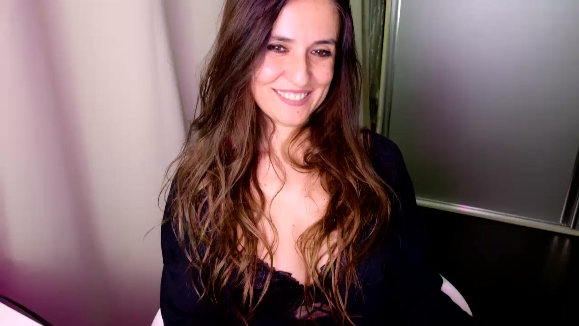 Gallery image thumbnail from DANIELLE's myfreecams stream on, 03/01/2025, 06:17 image 7 of 20