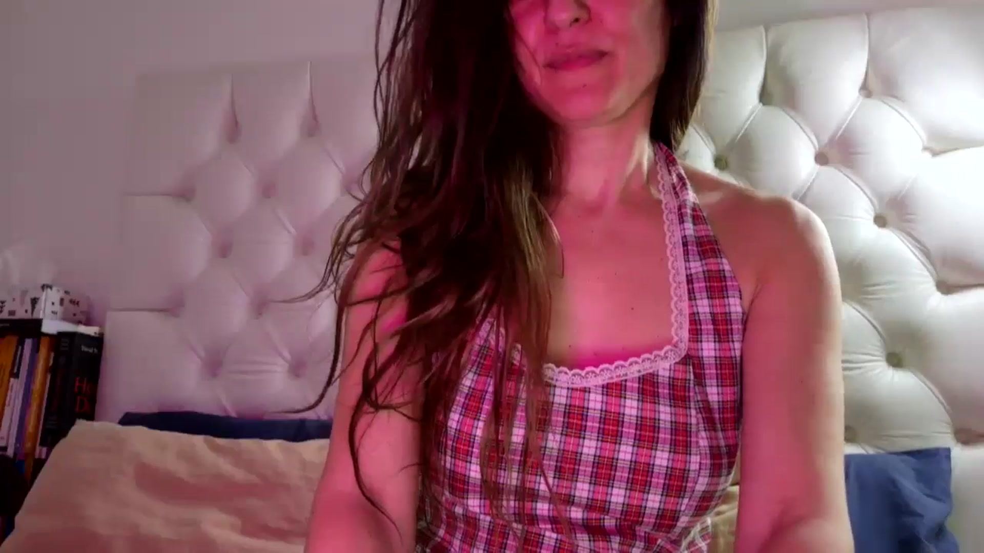 Gallery image thumbnail from DANIELLE's myfreecams stream on, 03/01/2025, 08:55 image 18 of 20