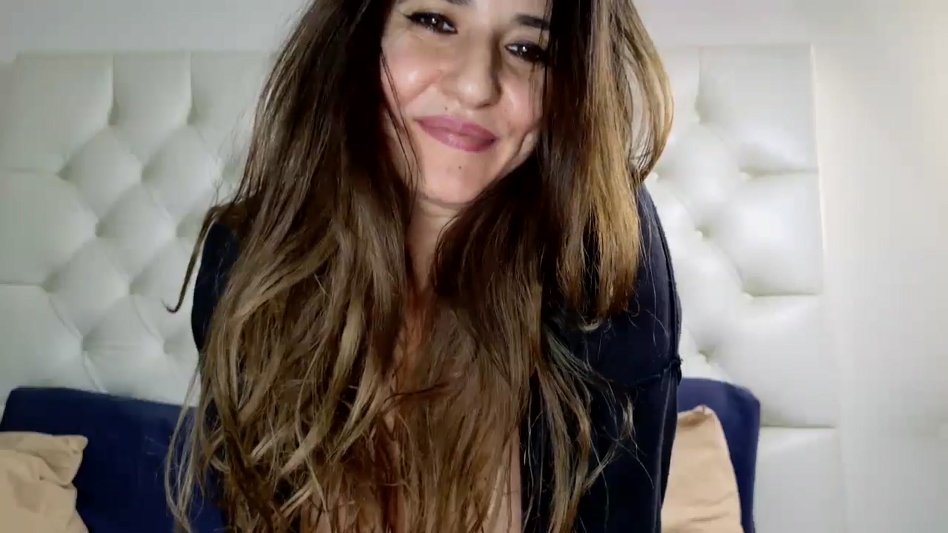Gallery image thumbnail from DANIELLE's myfreecams stream on, 03/02/2025, 07:15 image 4 of 20