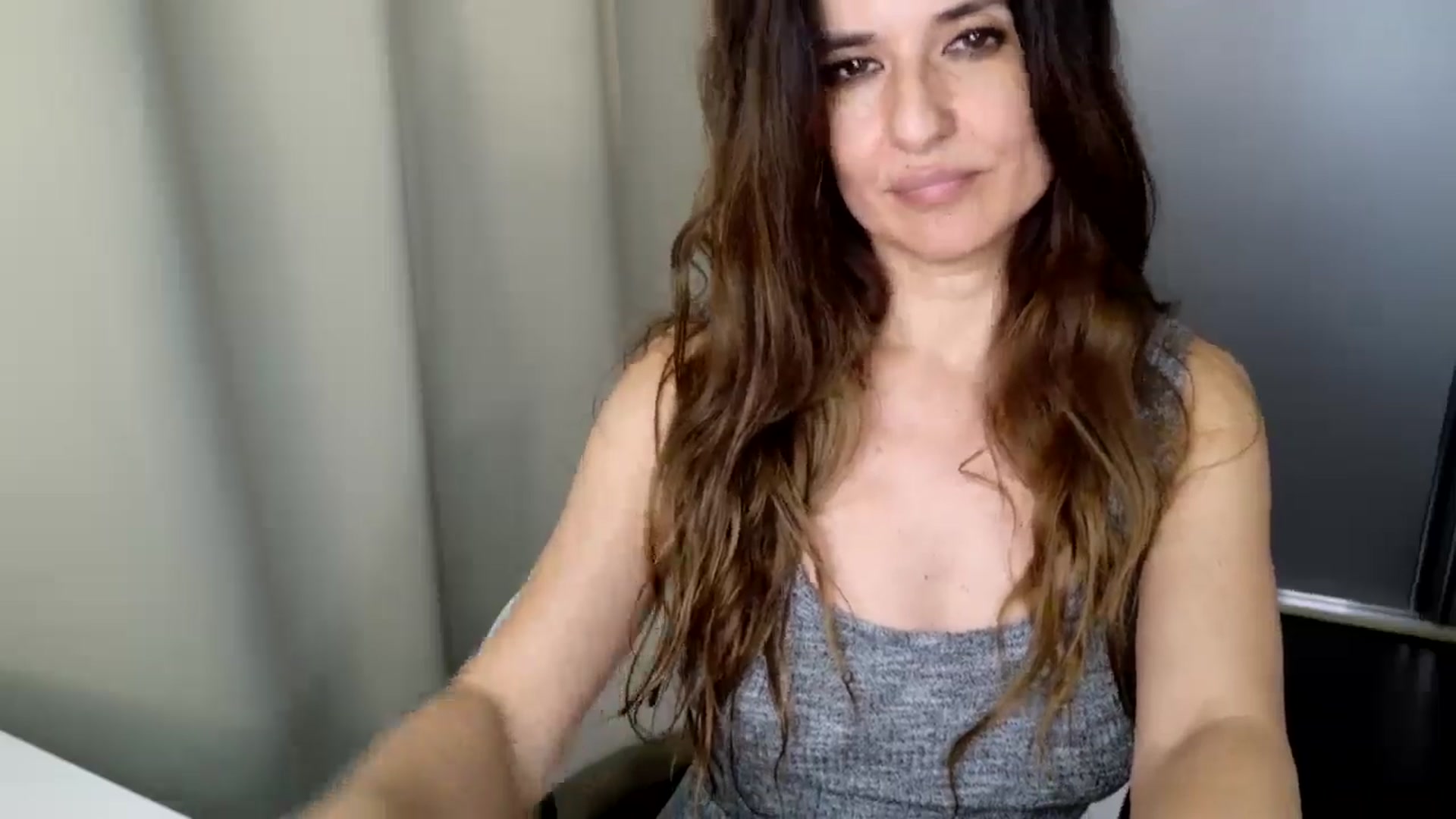 Gallery image thumbnail from DANIELLE's myfreecams stream on, 03/04/2025, 09:36 image 14 of 20