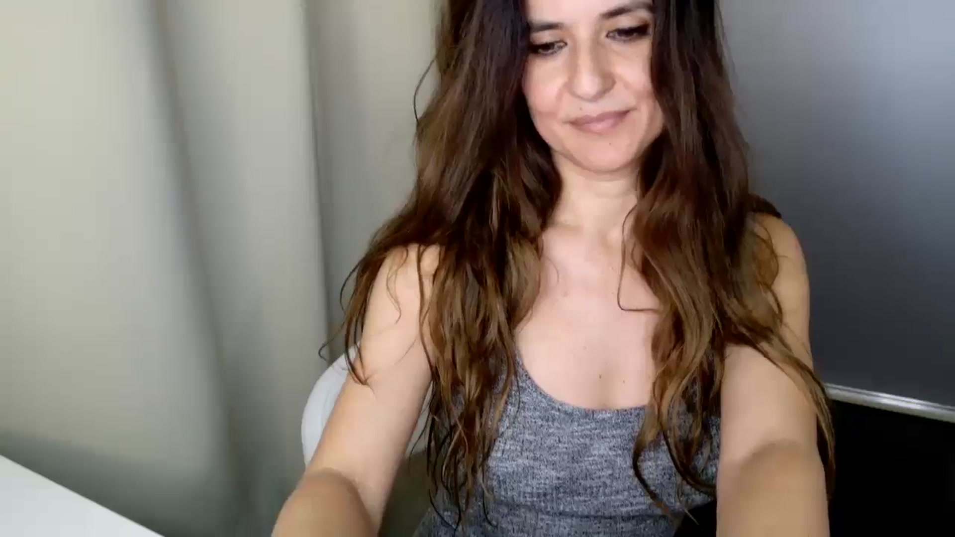 Gallery image thumbnail from DANIELLE's myfreecams stream on, 03/04/2025, 09:36 image 8 of 20