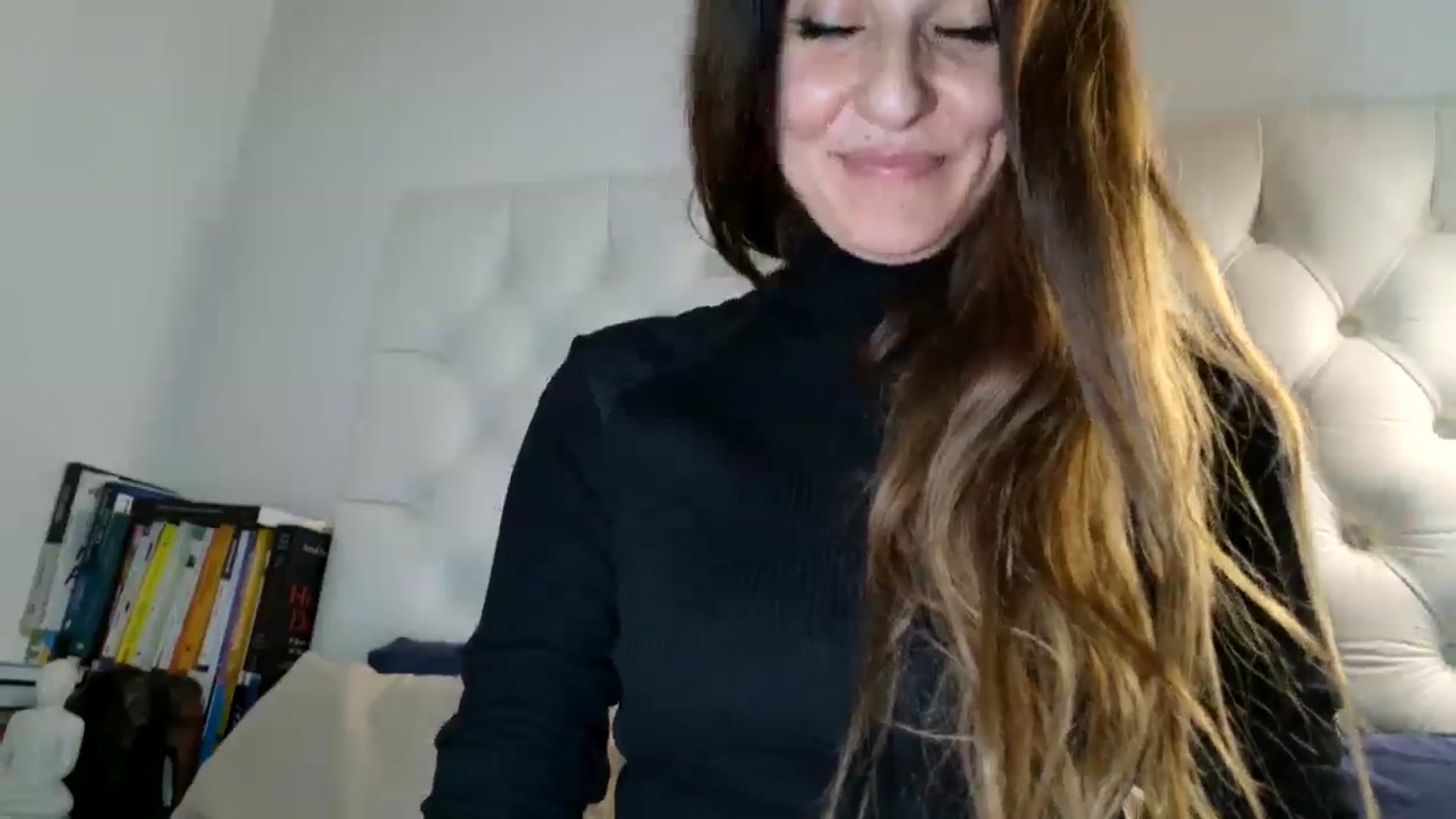 Gallery image thumbnail from DANIELLE's myfreecams stream on, 03/08/2025, 08:07 image 17 of 20