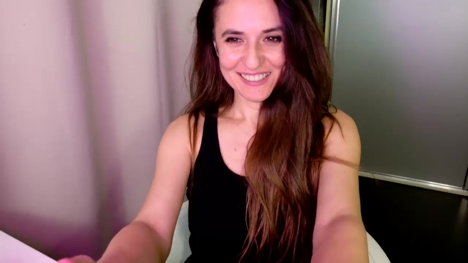 Gallery image thumbnail from DANIELLE's myfreecams stream on, 03/10/2025, 05:44 image 6 of 20