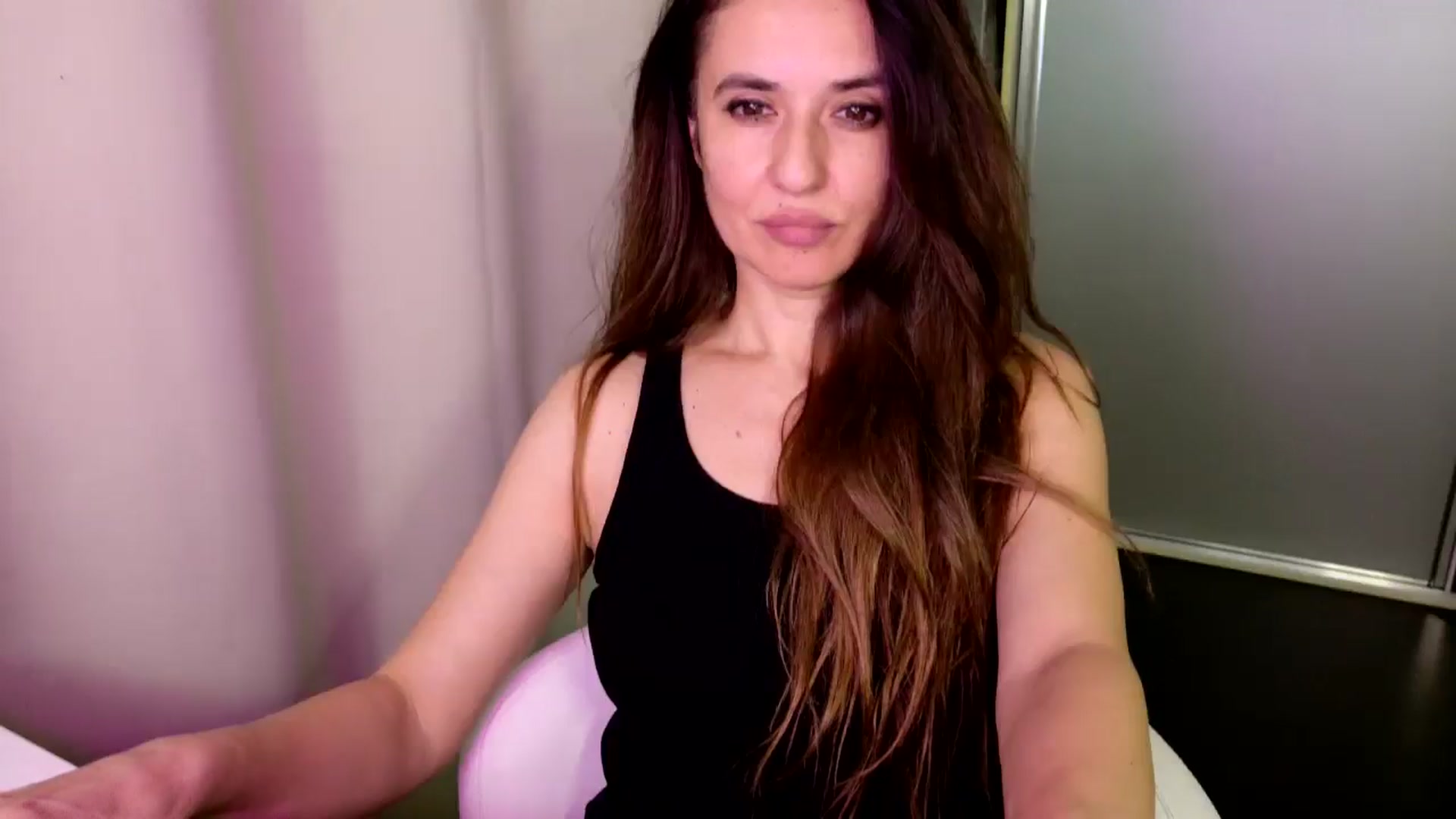 Gallery image thumbnail from DANIELLE's myfreecams stream on, 03/10/2025, 05:44 image 8 of 20