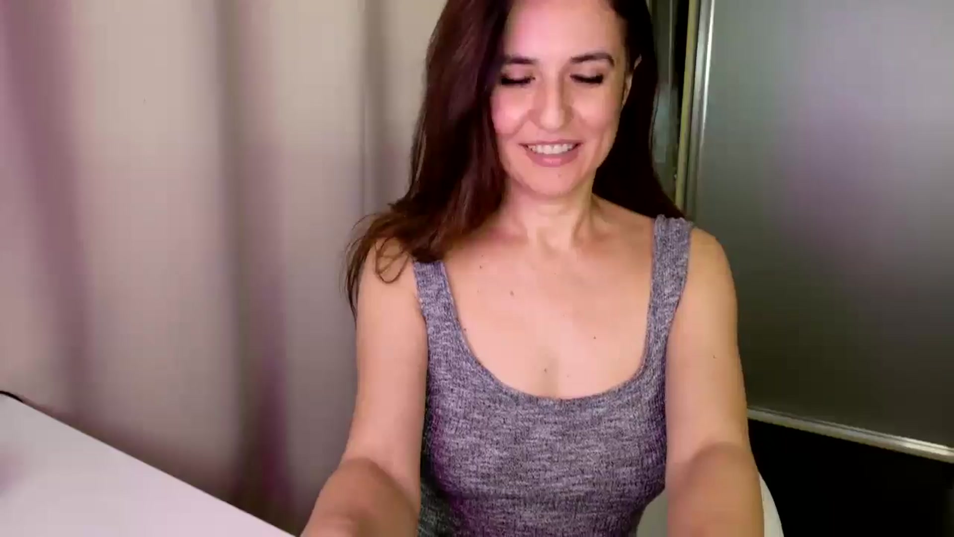 Gallery image thumbnail from DANIELLE's myfreecams stream on, 03/10/2025, 06:07 image 15 of 20