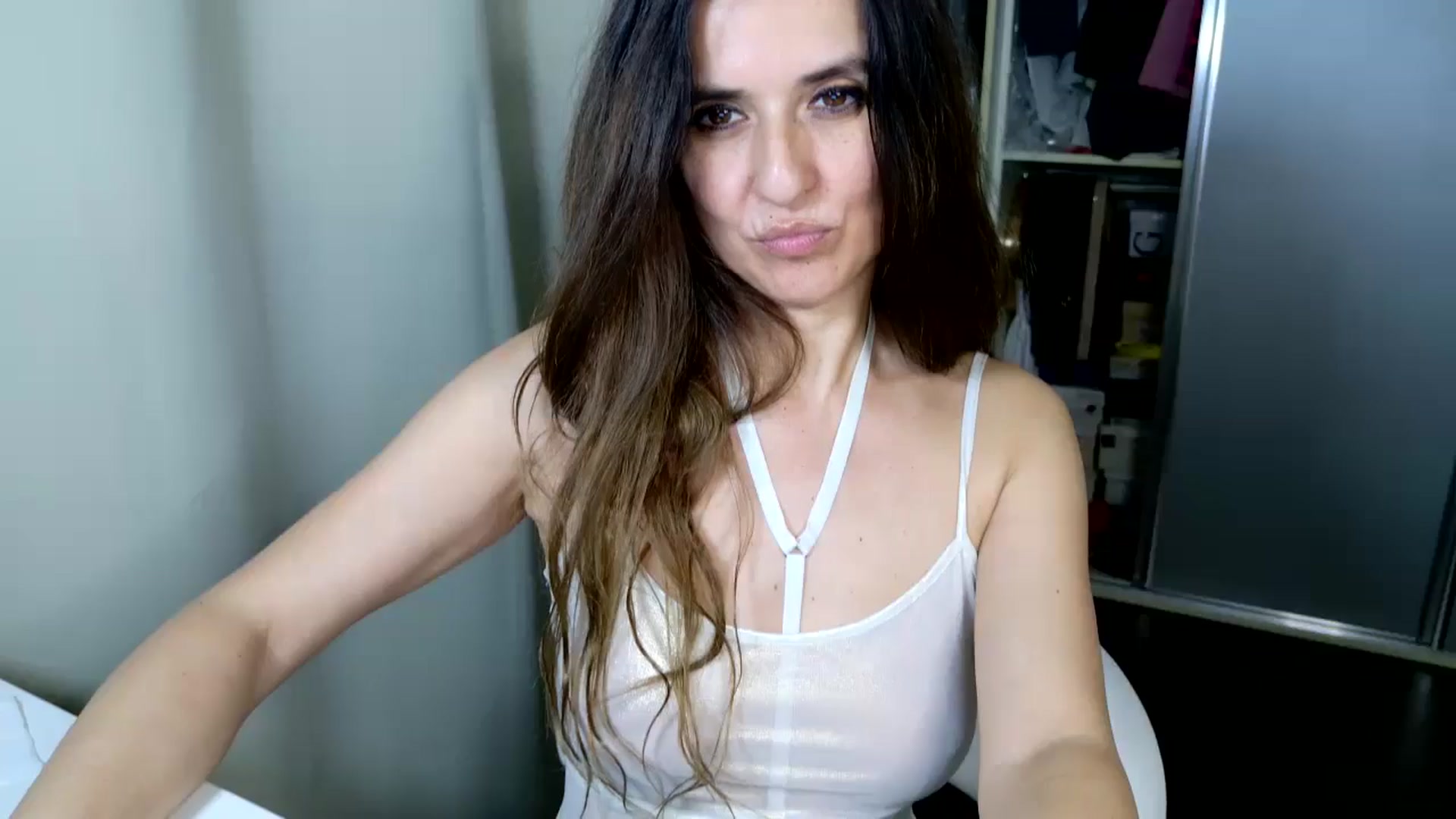 Gallery image thumbnail from DANIELLE's myfreecams stream on, 03/13/2025, 09:03 image 13 of 20