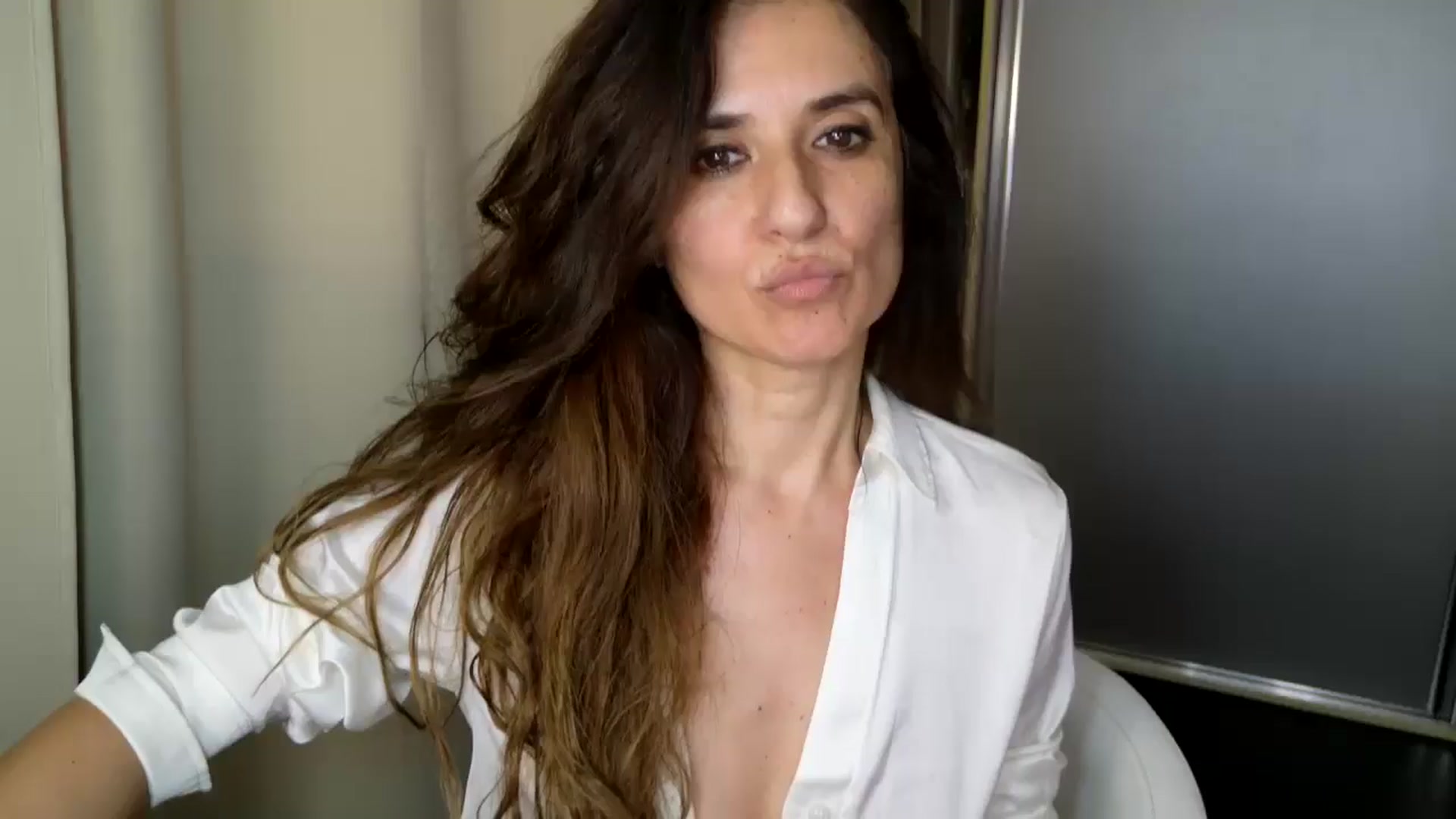 Gallery image thumbnail from DANIELLE's myfreecams stream on, 03/16/2025, 08:40 image 9 of 20