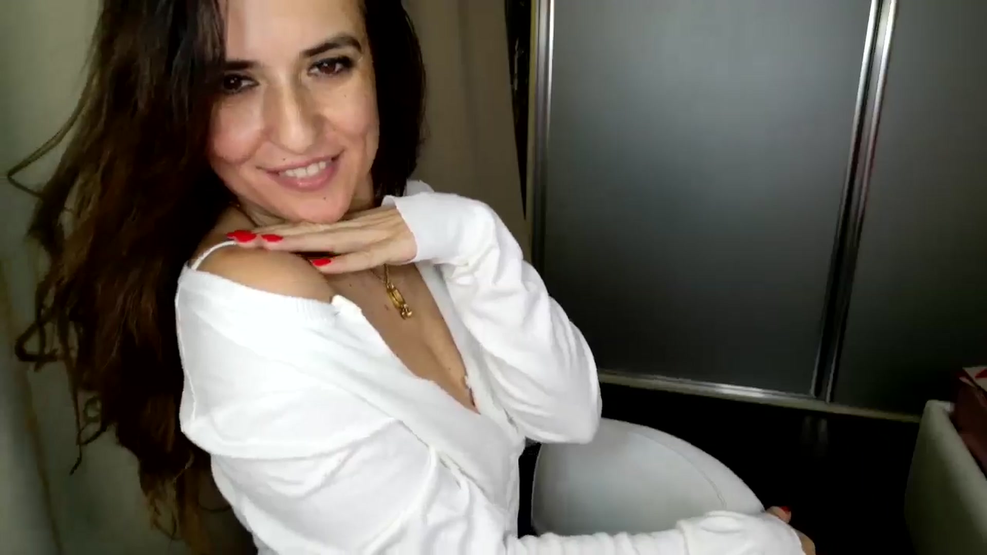 Gallery image thumbnail from DANIELLE's myfreecams stream on, 03/19/2025, 05:46 image 5 of 20